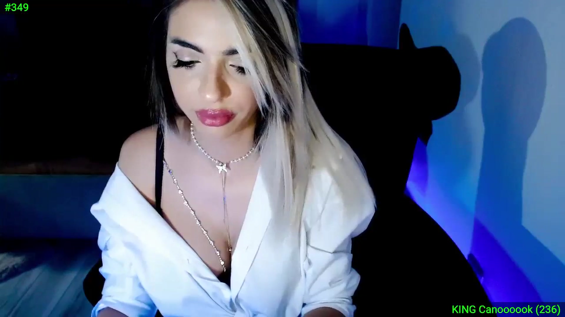 Gallery image thumbnail from Diamondblack5's myfreecams stream on, 11/27/2023, 04:21 image 3 of 20