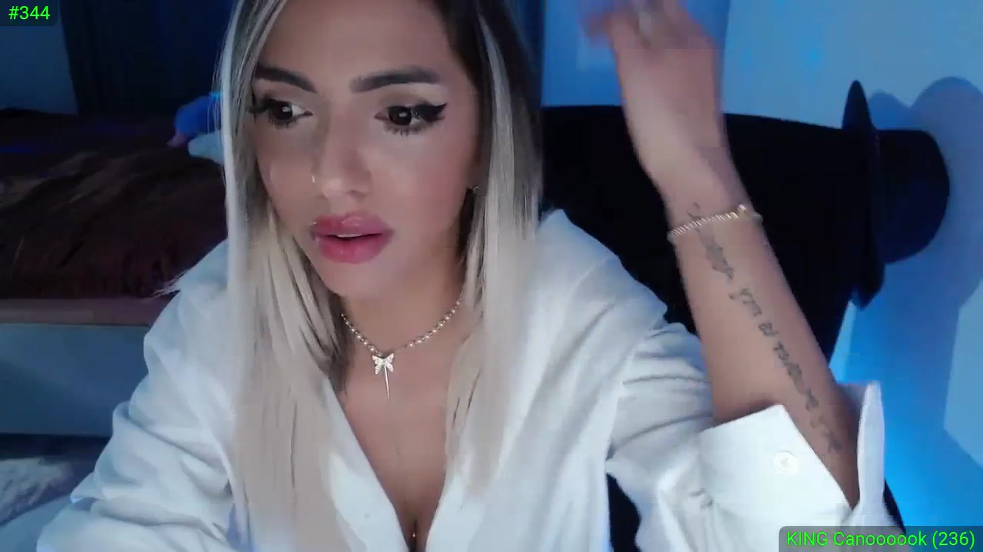 Gallery image thumbnail from Diamondblack5's myfreecams stream on, 11/27/2023, 04:39 image 5 of 20