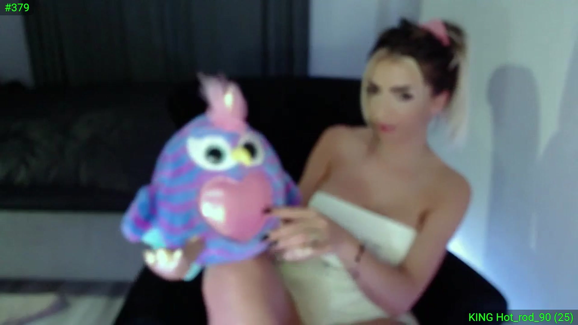 Gallery image thumbnail from Diamondblack5's myfreecams stream on, 11/30/2023, 24:02 image 8 of 20