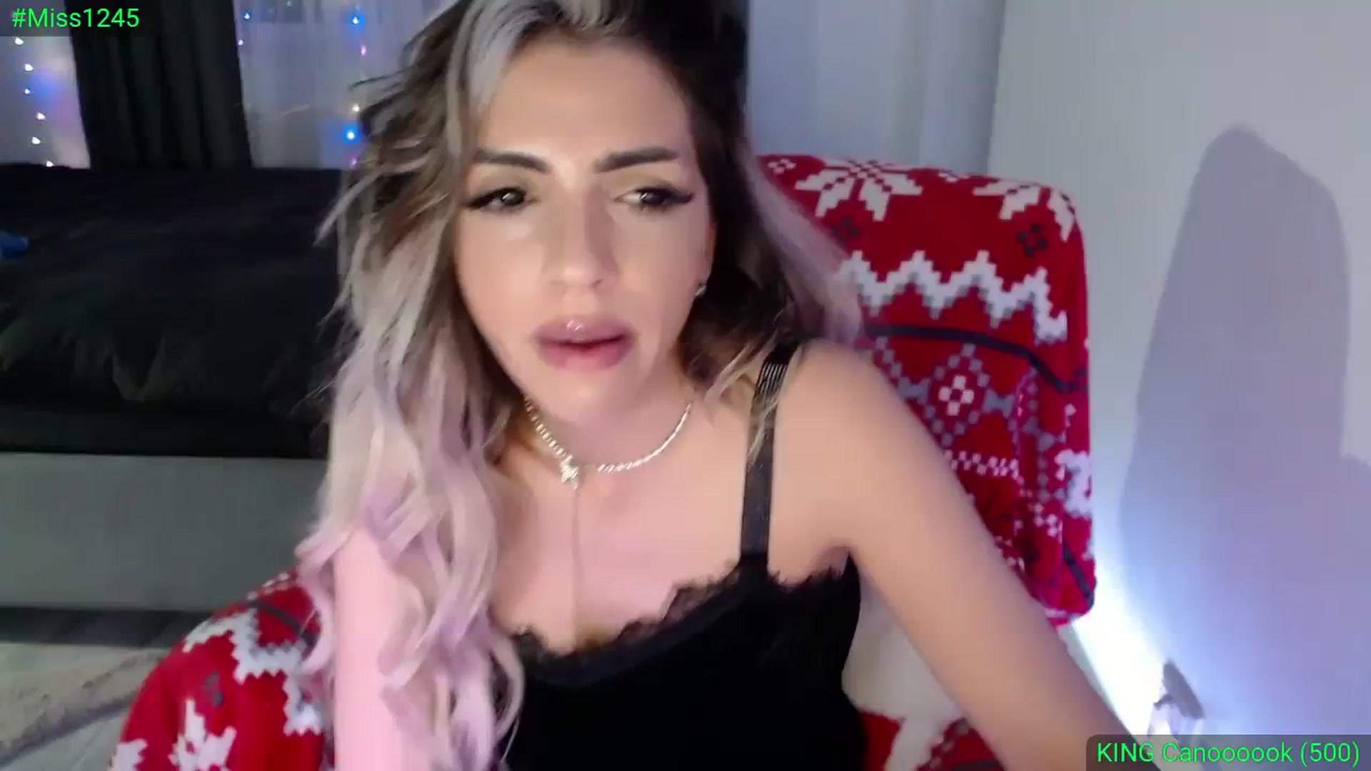 Gallery image thumbnail from Diamondblack5's myfreecams stream on, 12/14/2023, 02:11 image 18 of 20
