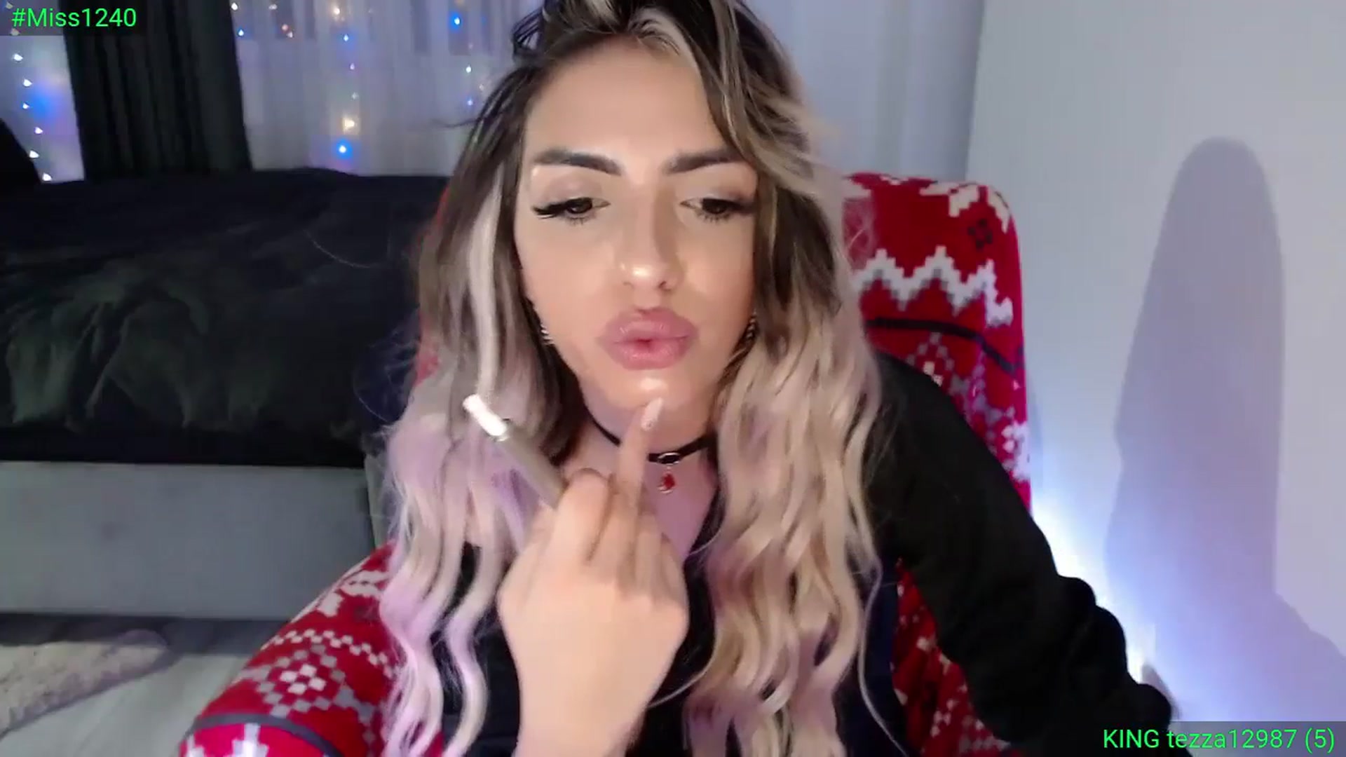 Gallery image thumbnail from Diamondblack5's myfreecams stream on, 12/15/2023, 24:00 image 18 of 20