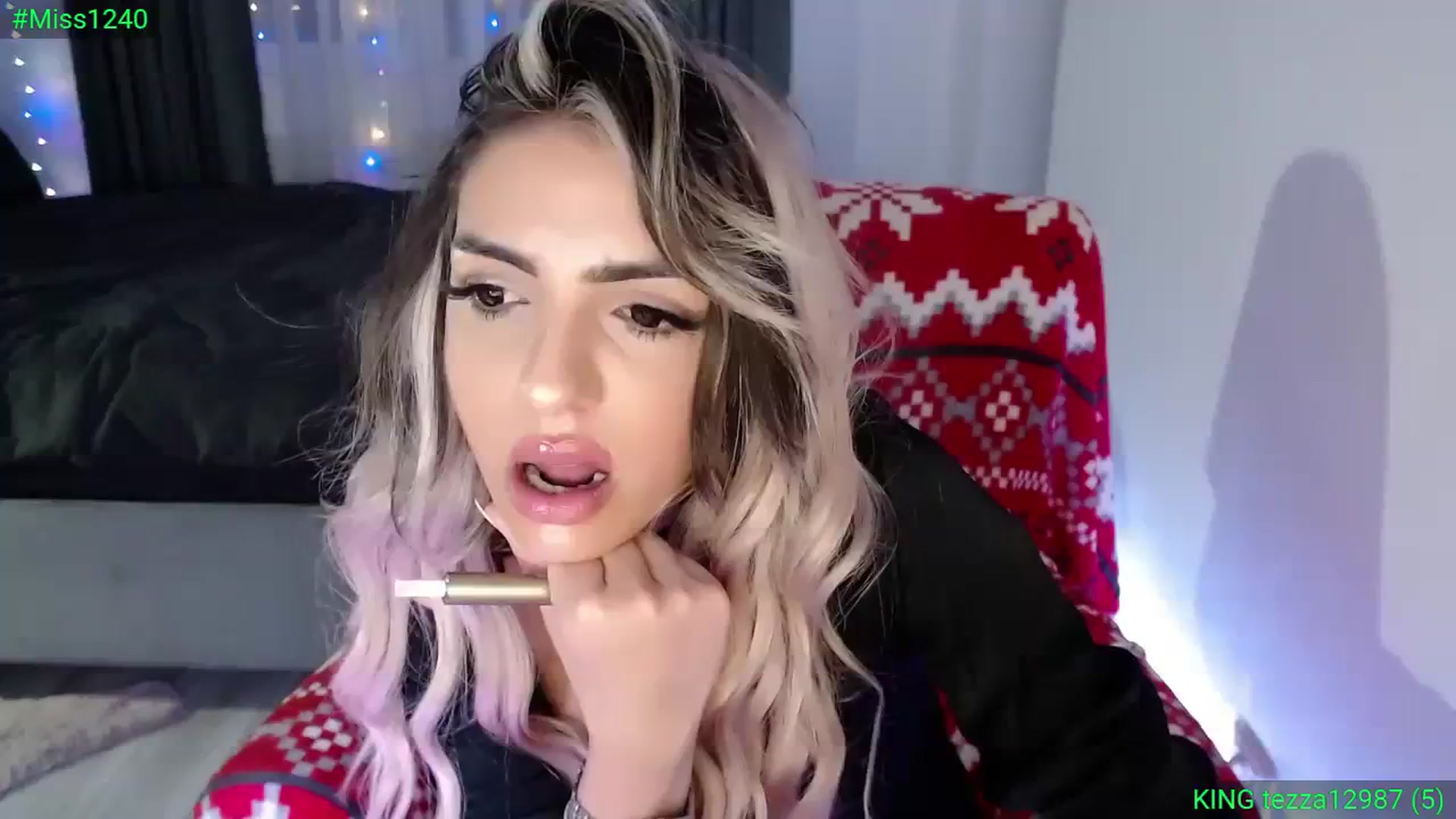 Gallery image thumbnail from Diamondblack5's myfreecams stream on, 12/15/2023, 24:00 image 17 of 20