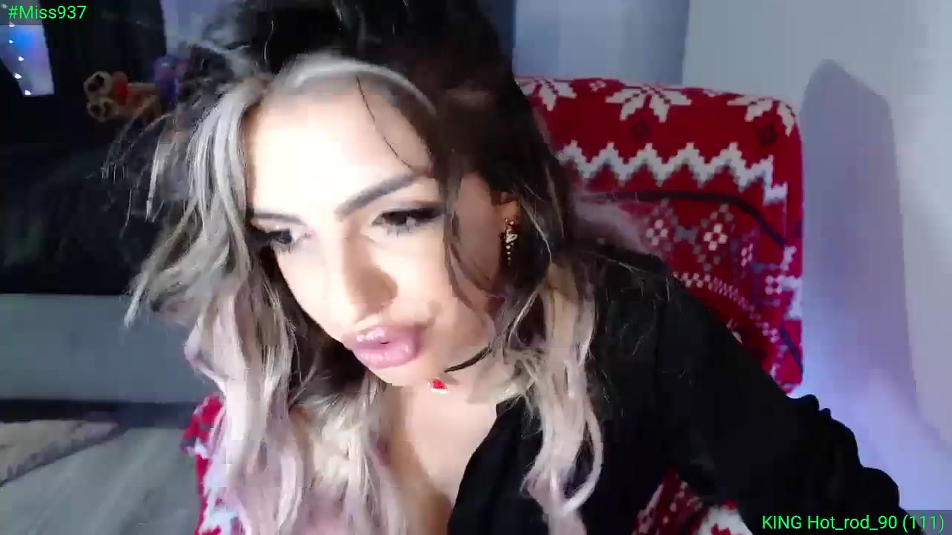 Gallery image thumbnail from Diamondblack5's myfreecams stream on, 12/15/2023, 03:55 image 16 of 20