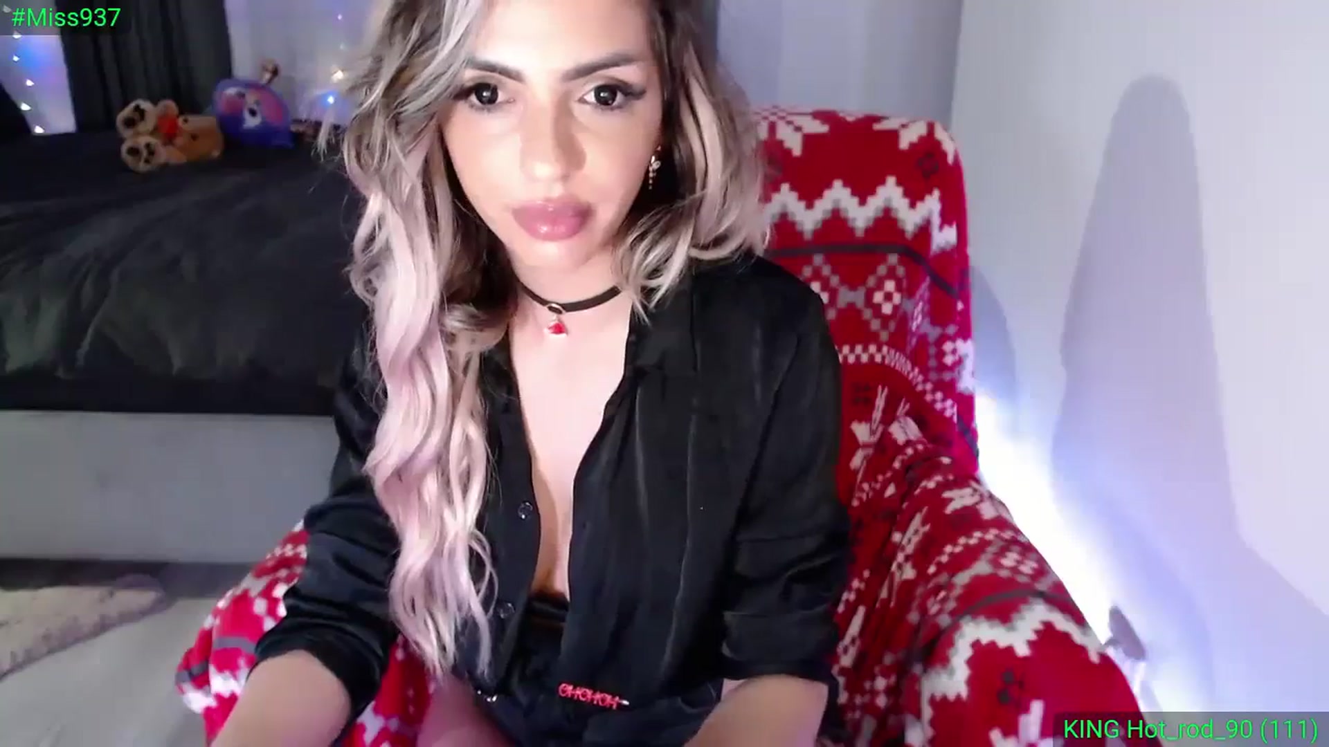 Gallery image thumbnail from Diamondblack5's myfreecams stream on, 12/15/2023, 03:55 image 15 of 20