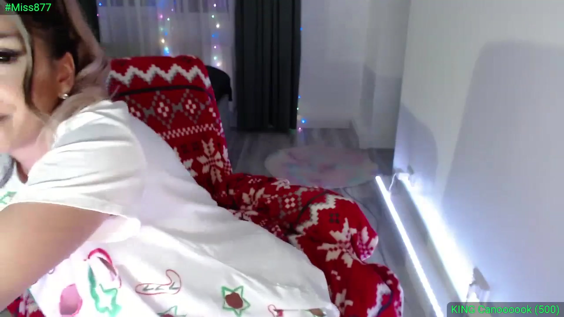 Gallery image thumbnail from Diamondblack5's myfreecams stream on, 12/16/2023, 03:27 image 17 of 20