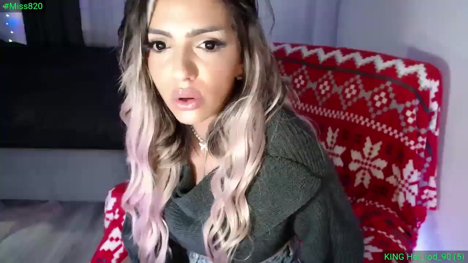 Gallery image thumbnail from Diamondblack5's myfreecams stream on, 12/17/2023, 24:39 image 2 of 20
