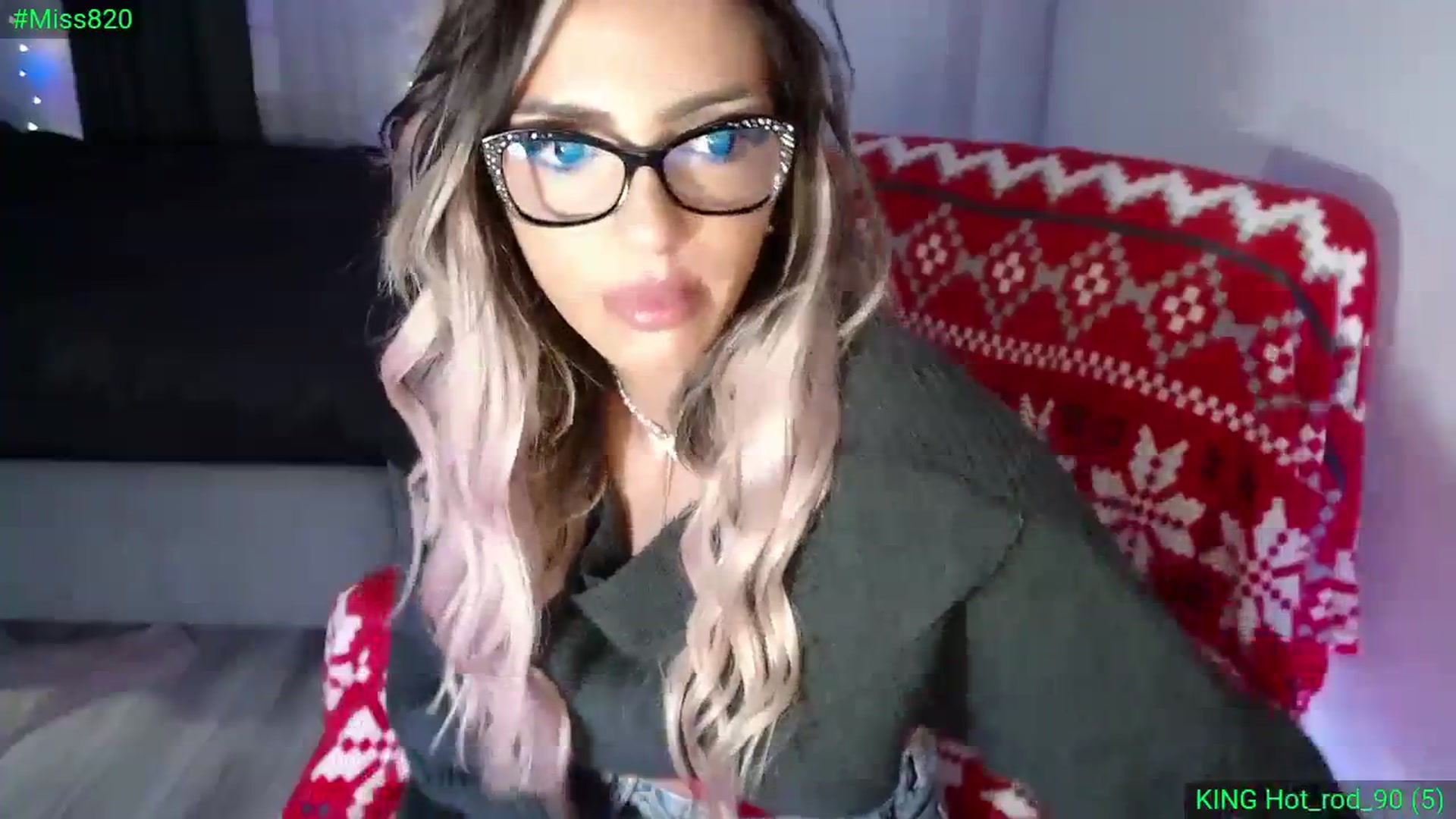 Gallery image thumbnail from Diamondblack5's myfreecams stream on, 12/17/2023, 24:39 image 3 of 20