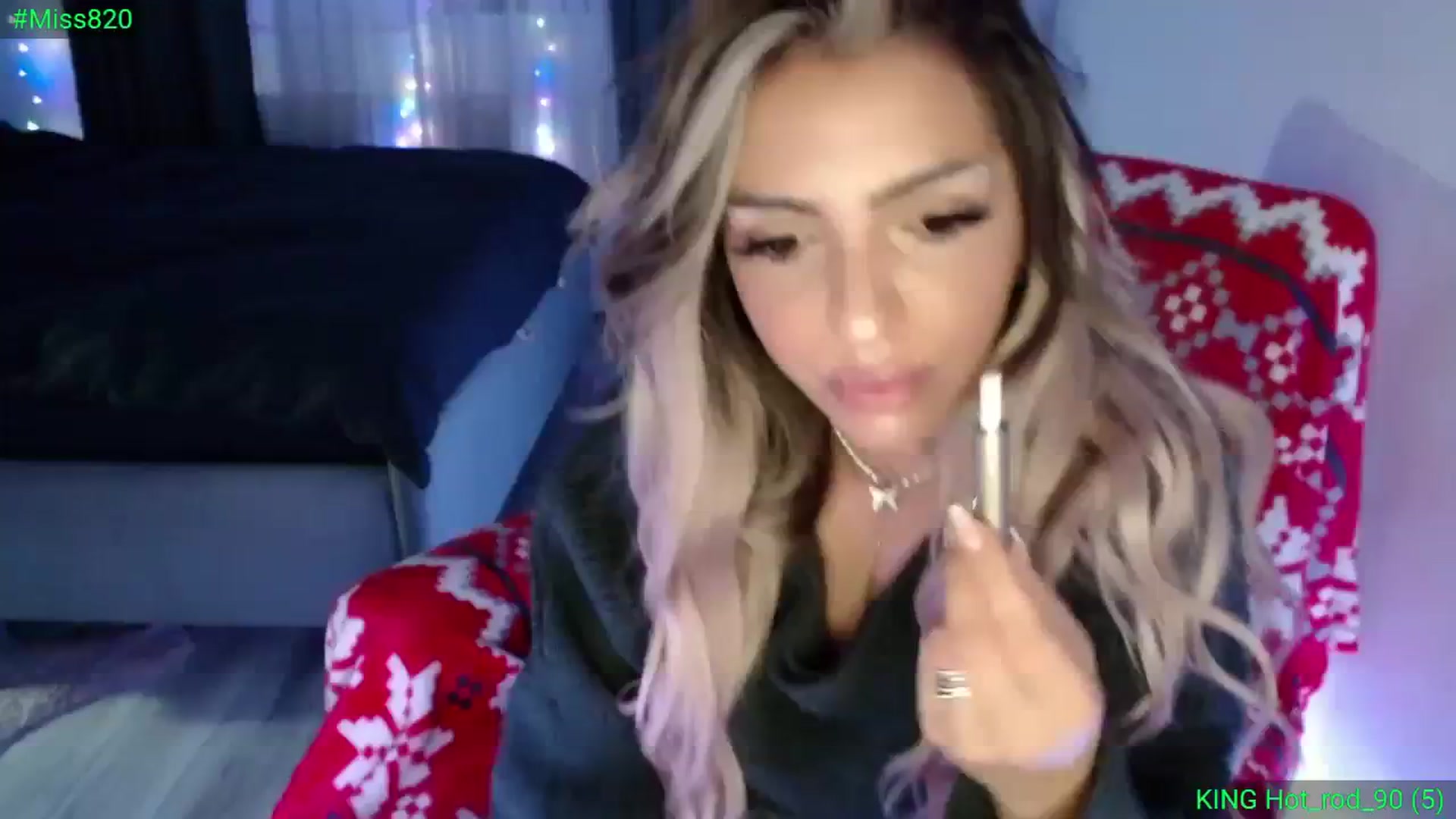 Gallery image thumbnail from Diamondblack5's myfreecams stream on, 12/17/2023, 24:39 image 10 of 20