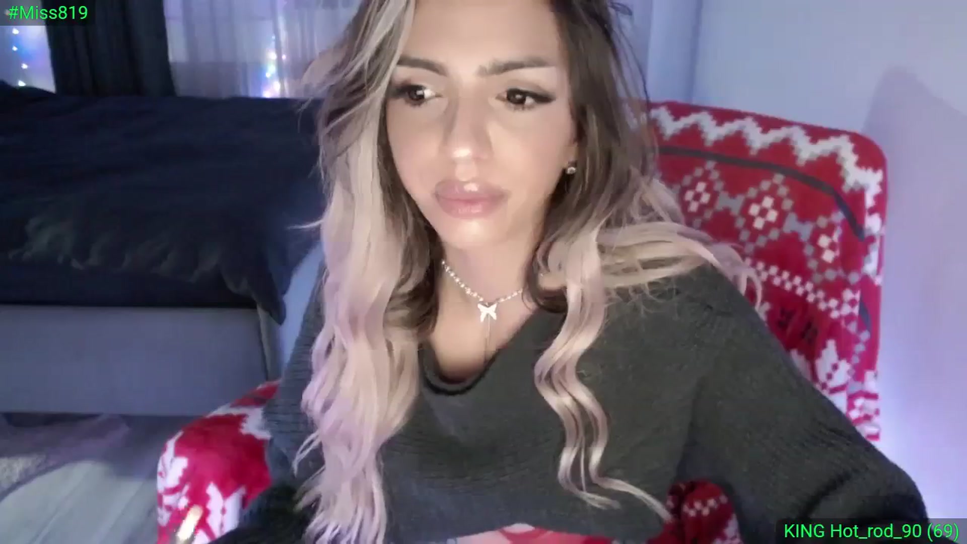 Gallery image thumbnail from Diamondblack5's myfreecams stream on, 12/17/2023, 24:39 image 18 of 20