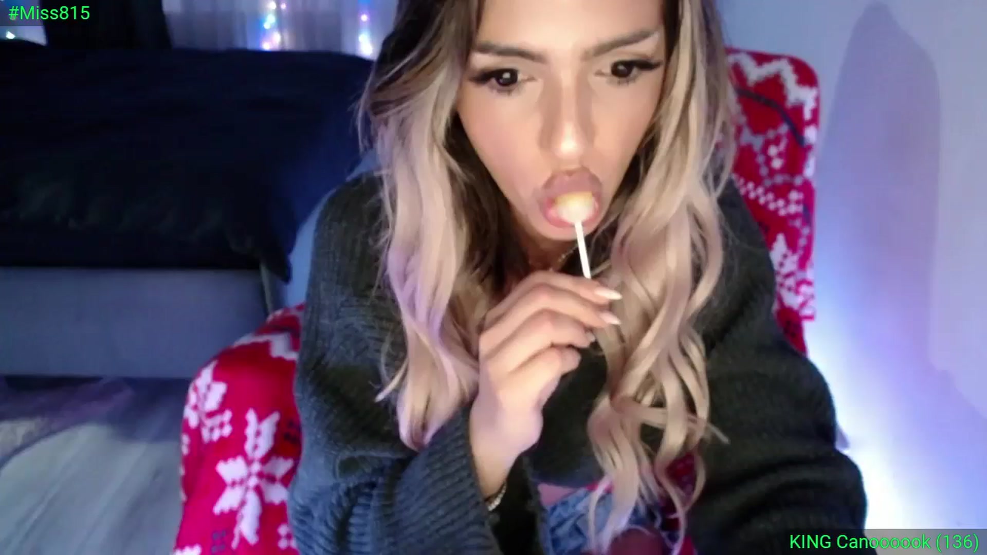 Gallery image thumbnail from Diamondblack5's myfreecams stream on, 12/17/2023, 01:10 image 18 of 20