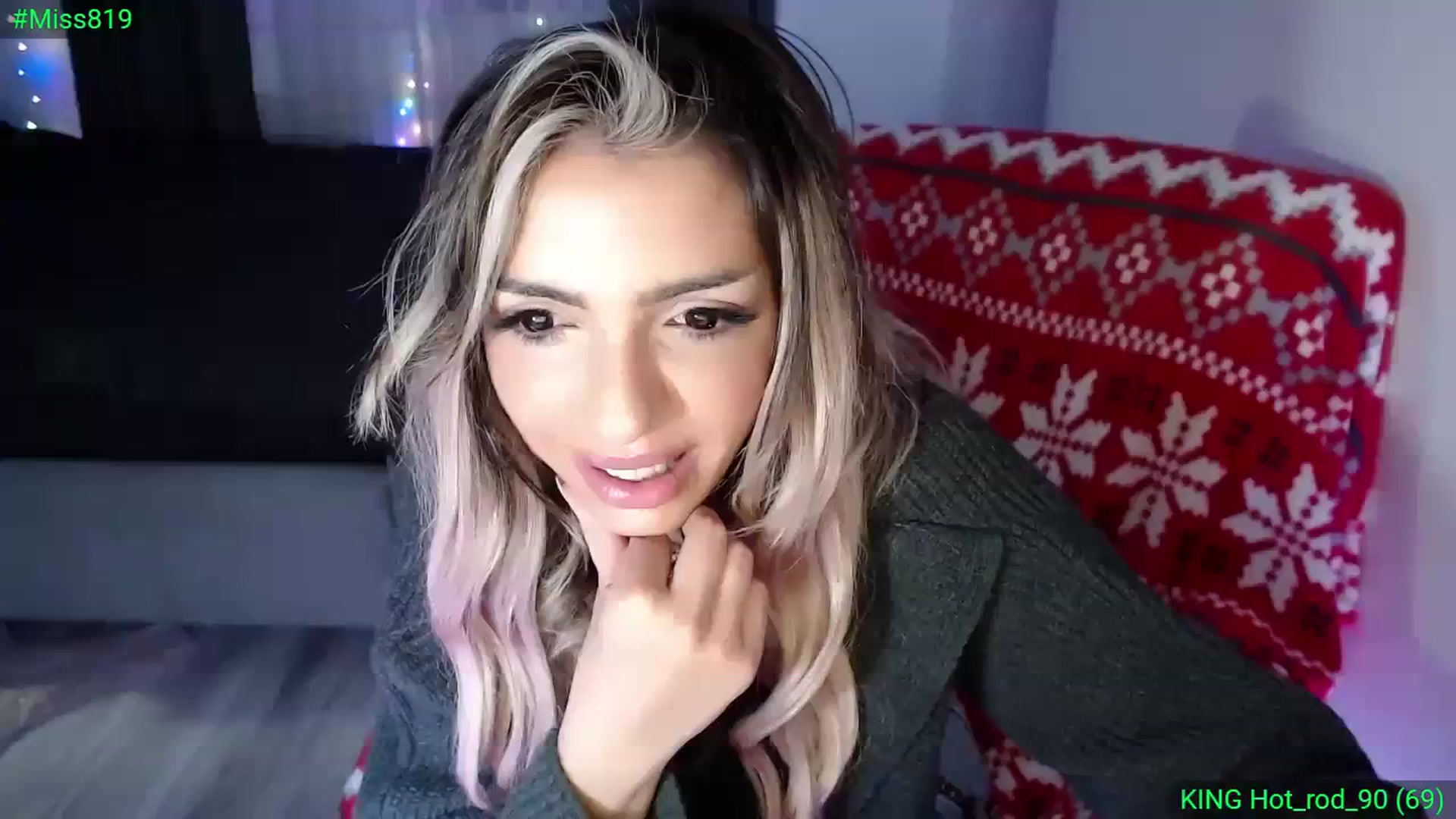 Gallery image thumbnail from Diamondblack5's myfreecams stream on, 12/17/2023, 01:10 image 1 of 20