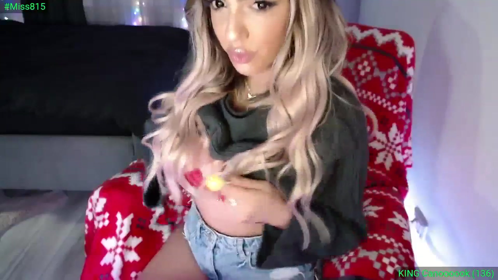Gallery image thumbnail from Diamondblack5's myfreecams stream on, 12/17/2023, 01:10 image 19 of 20