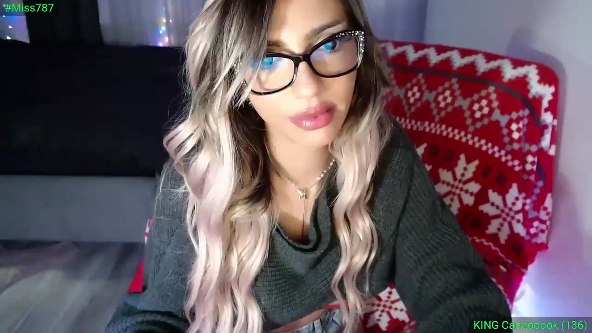 Gallery image thumbnail from Diamondblack5's myfreecams stream on, 12/17/2023, 02:18 image 18 of 20