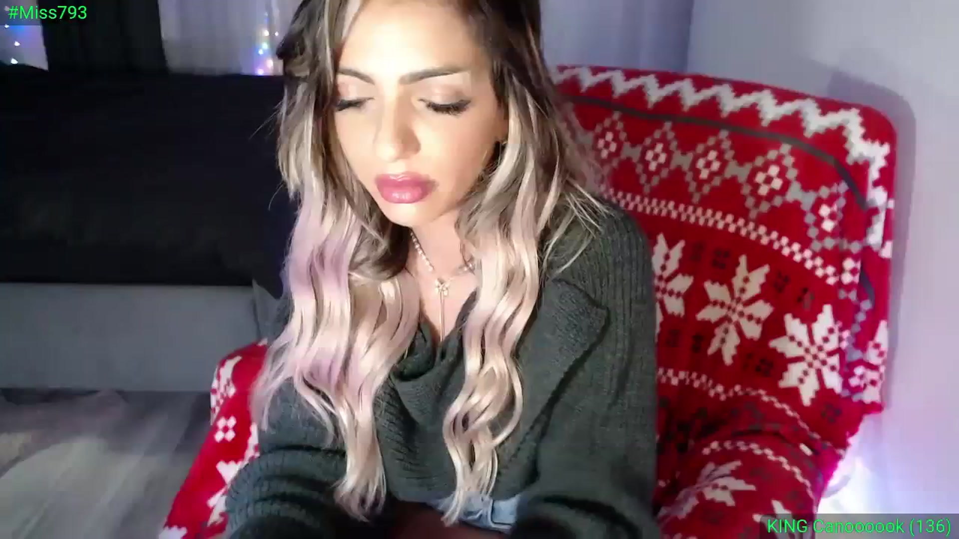 Gallery image thumbnail from Diamondblack5's myfreecams stream on, 12/17/2023, 02:18 image 7 of 20