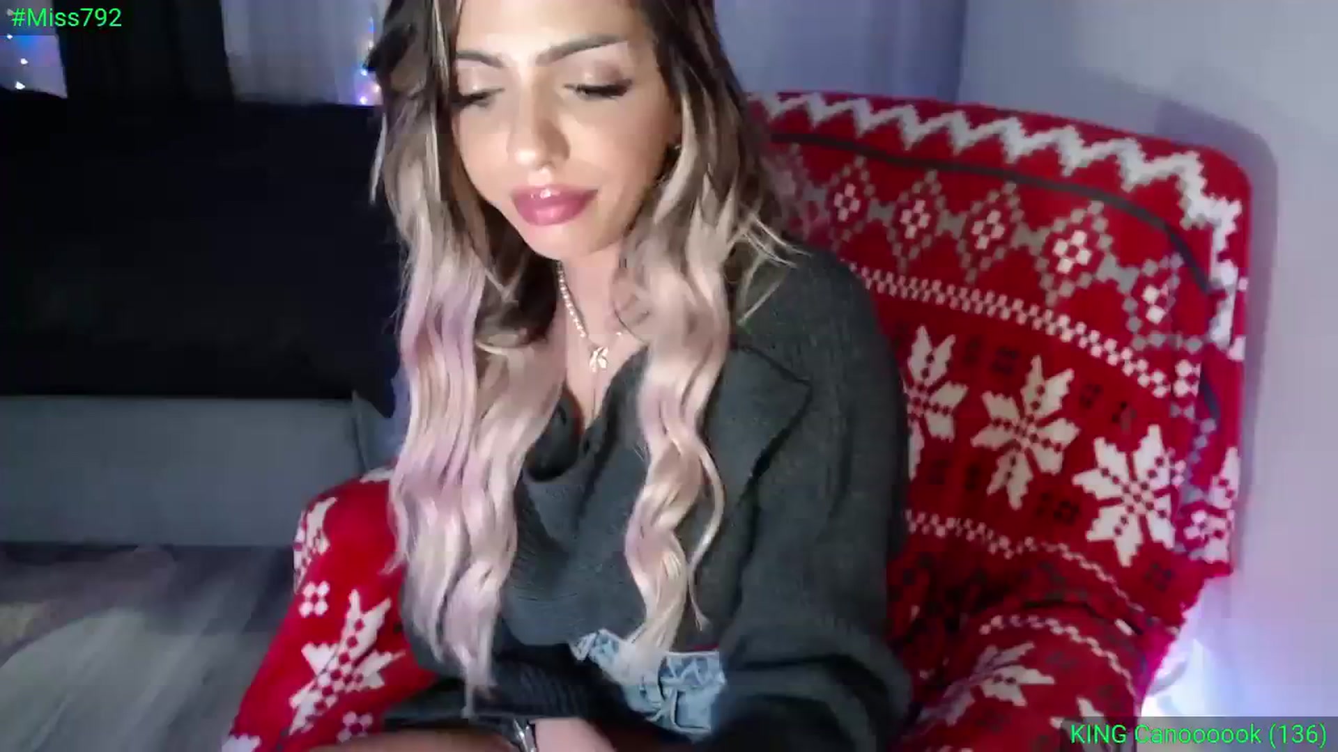 Gallery image thumbnail from Diamondblack5's myfreecams stream on, 12/17/2023, 02:18 image 8 of 20