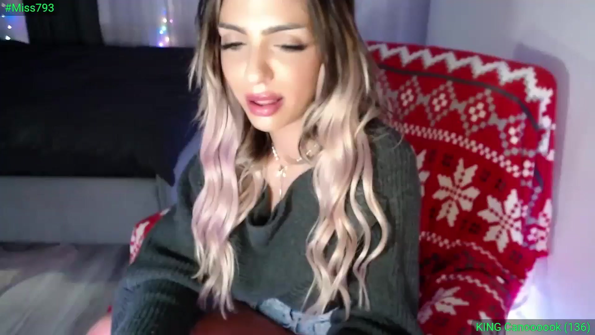 Gallery image thumbnail from Diamondblack5's myfreecams stream on, 12/17/2023, 02:18 image 1 of 20