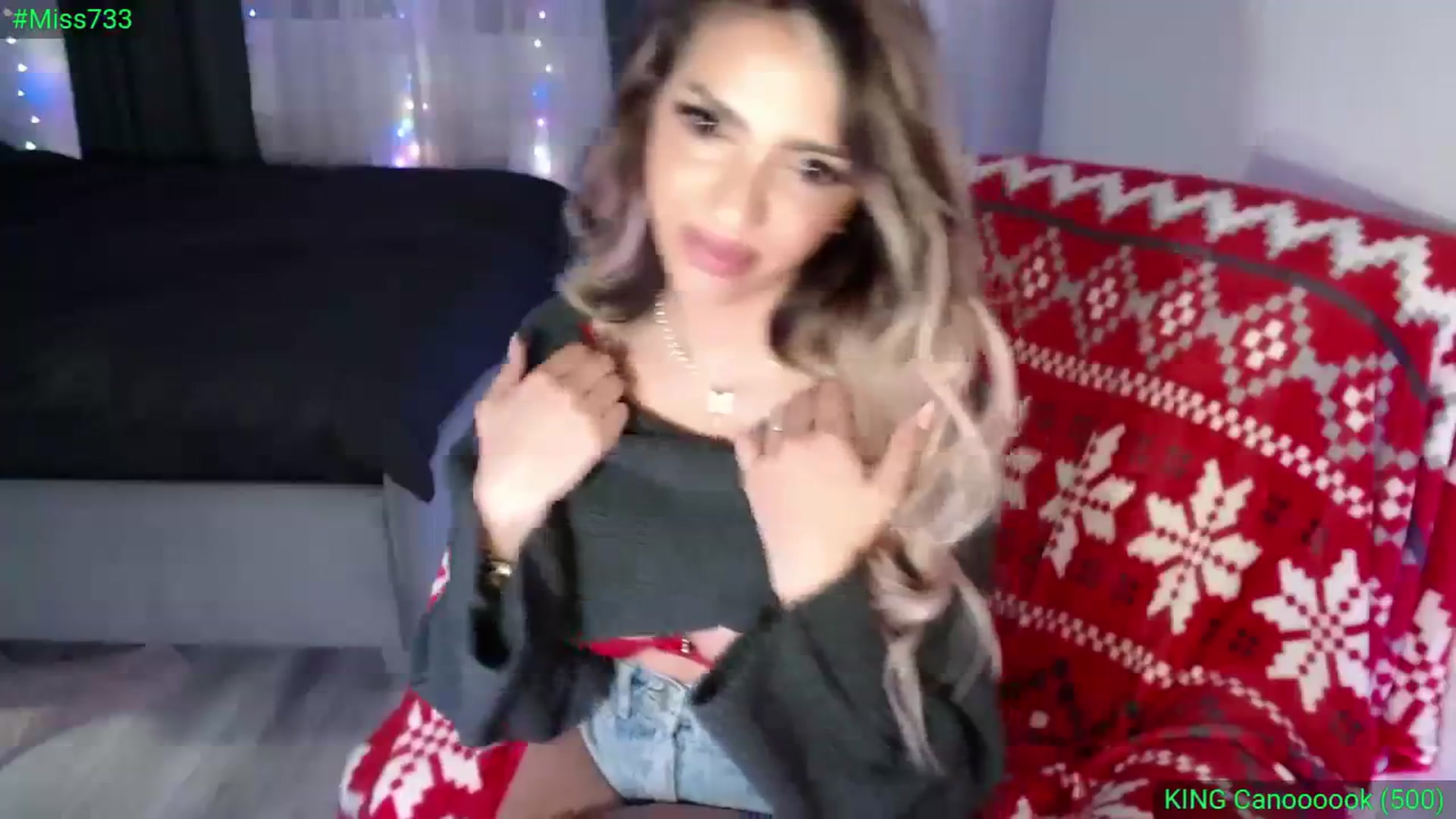 Gallery image thumbnail from Diamondblack5's myfreecams stream on, 12/17/2023, 03:41 image 17 of 20