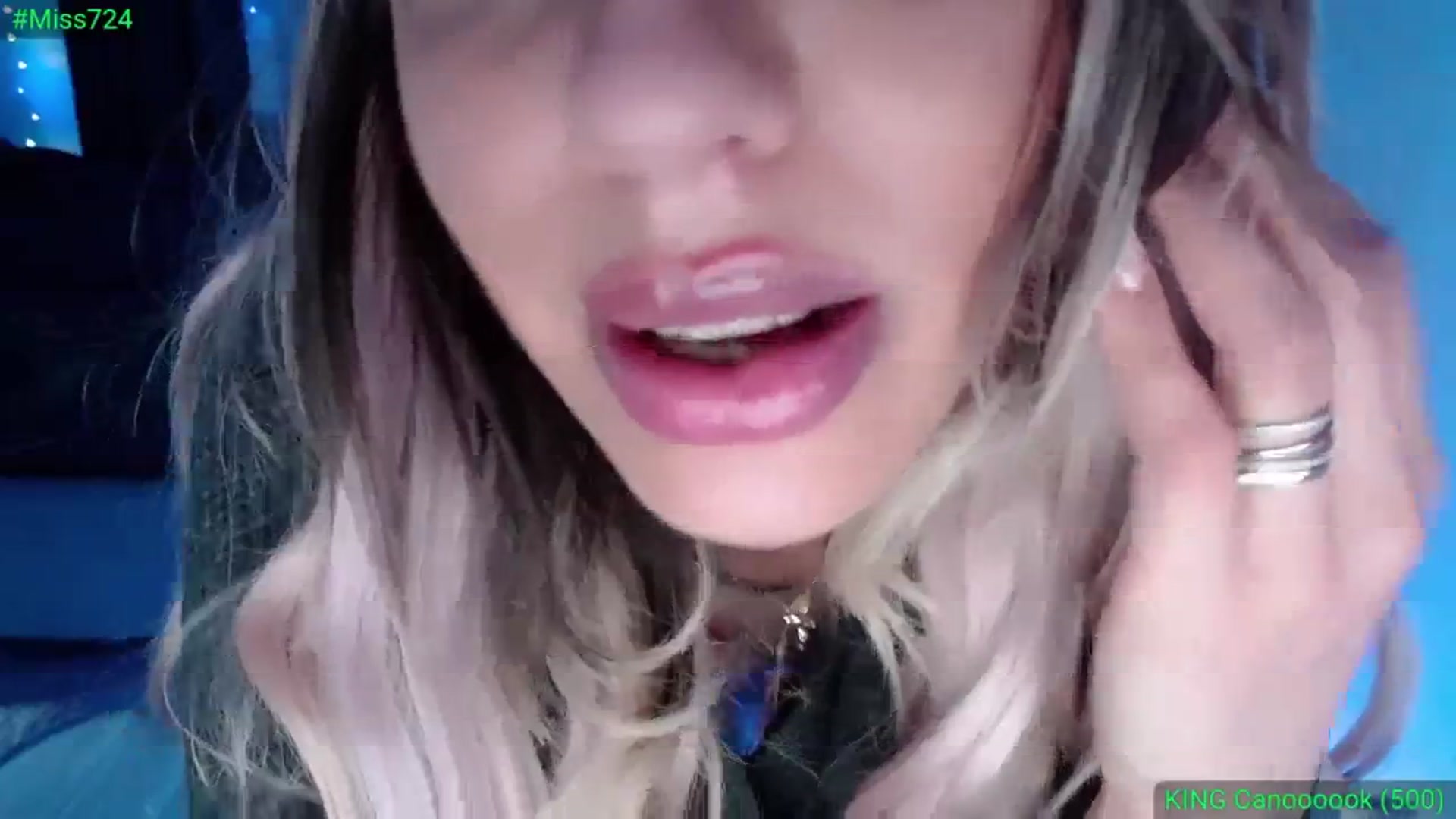 Gallery image thumbnail from Diamondblack5's myfreecams stream on, 12/17/2023, 04:39 image 17 of 20