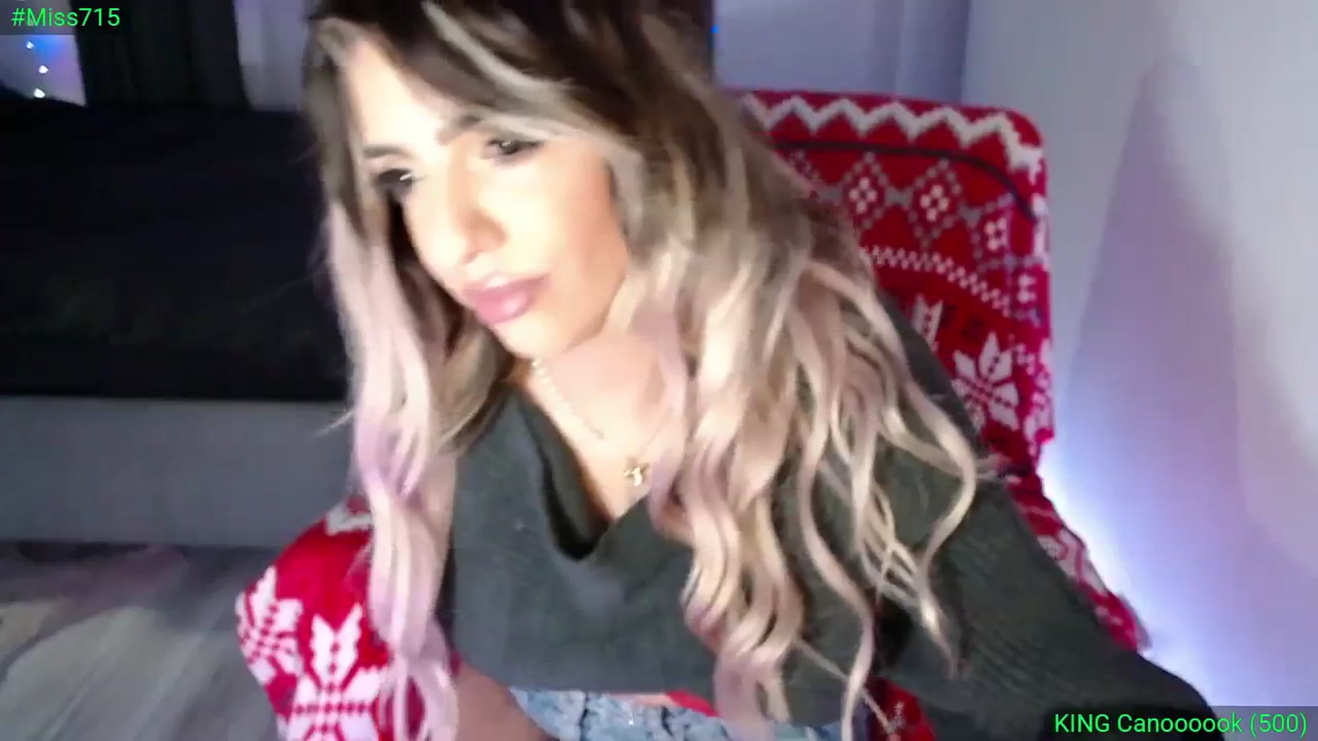 Gallery image thumbnail from Diamondblack5's myfreecams stream on, 12/17/2023, 05:15 image 11 of 20