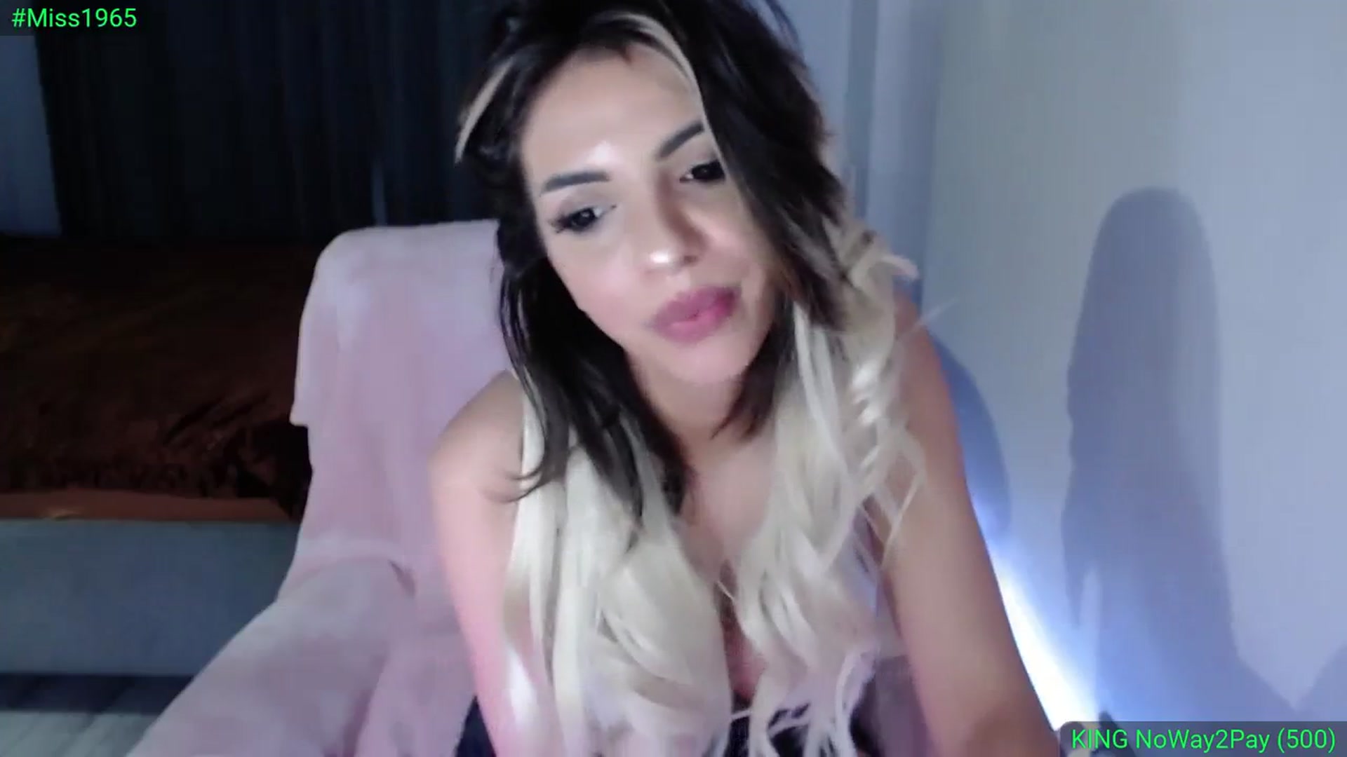 Gallery image thumbnail from Diamondblack5's myfreecams stream on, 02/17/2024, 03:22 image 3 of 20