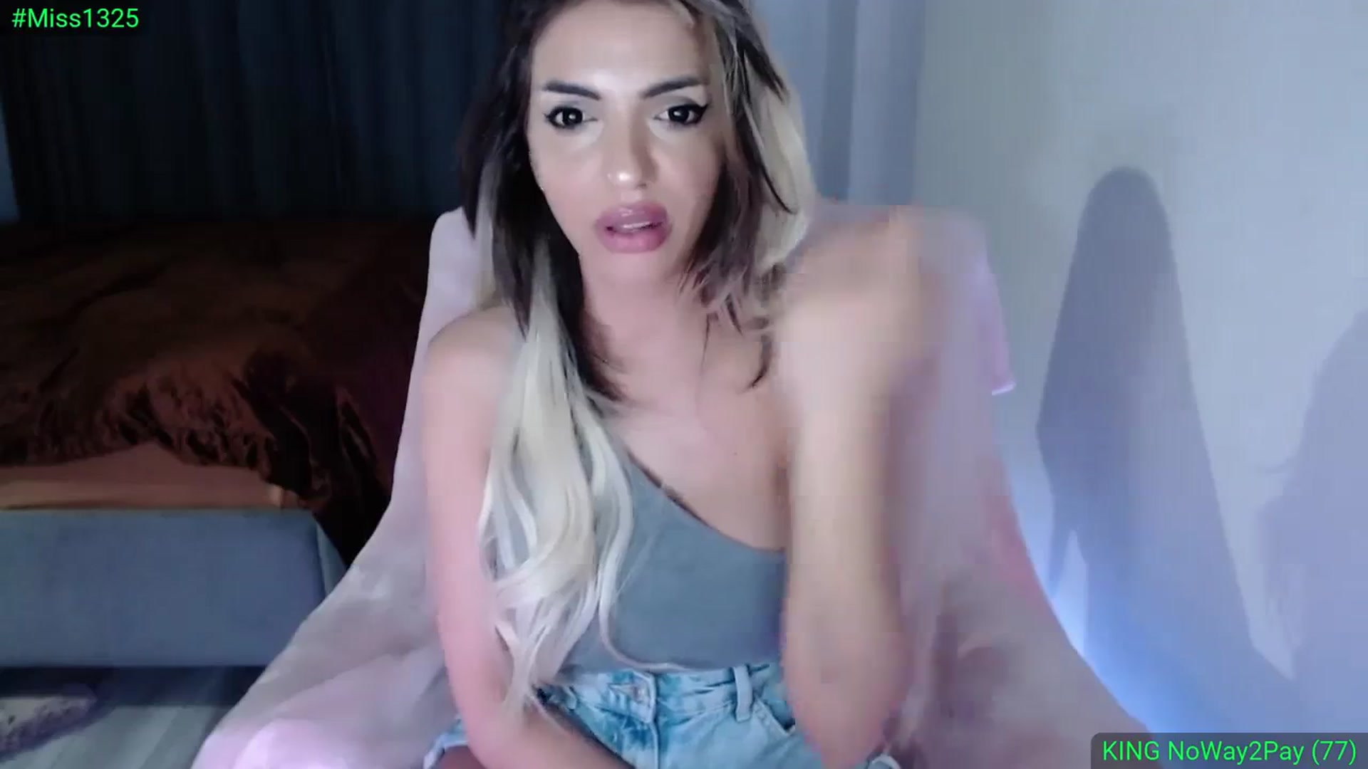 Gallery image thumbnail from Diamondblack5's myfreecams stream on, 02/18/2024, 01:59 image 17 of 20