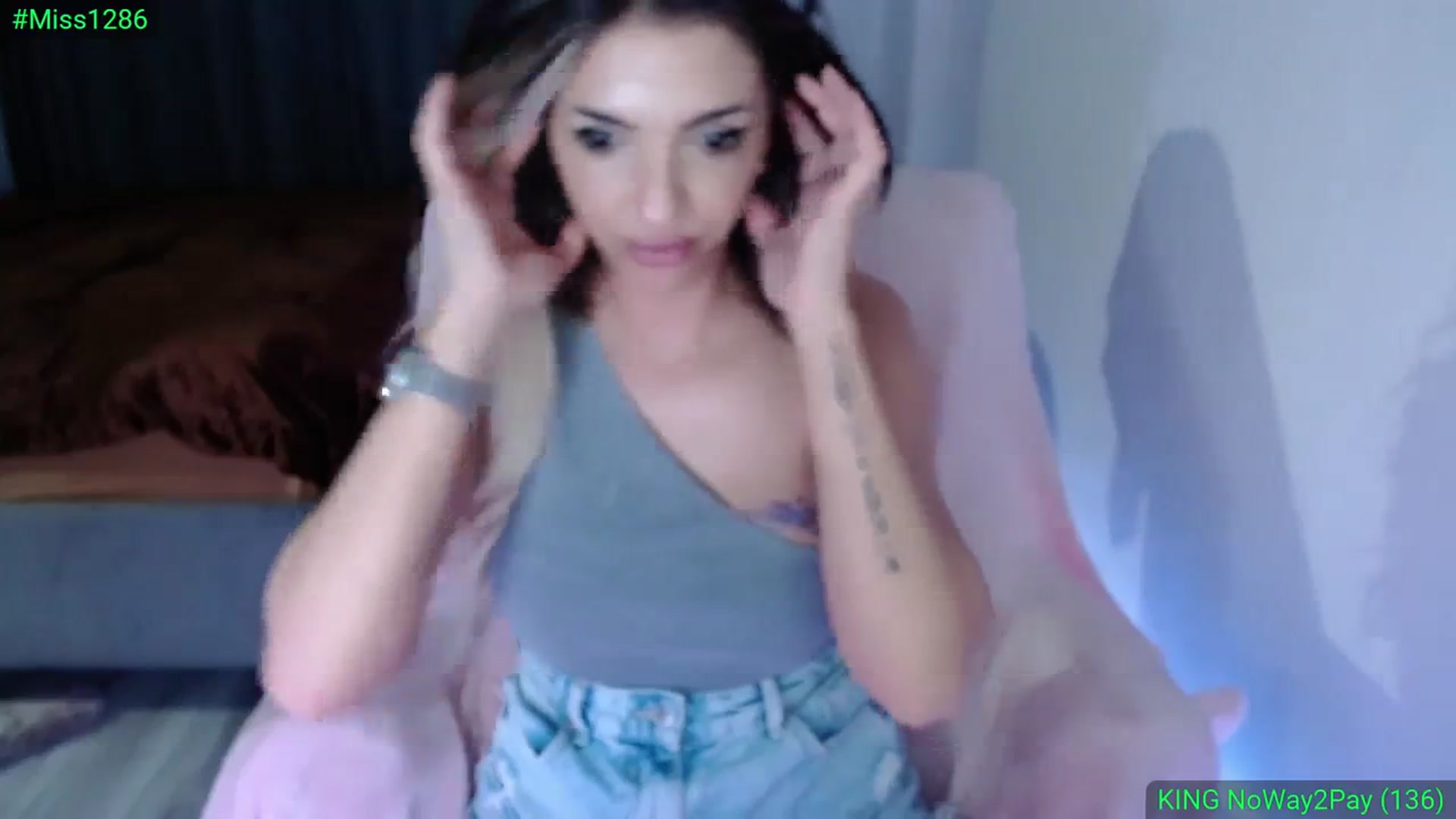 Gallery image thumbnail from Diamondblack5's myfreecams stream on, 02/18/2024, 04:08 image 17 of 20
