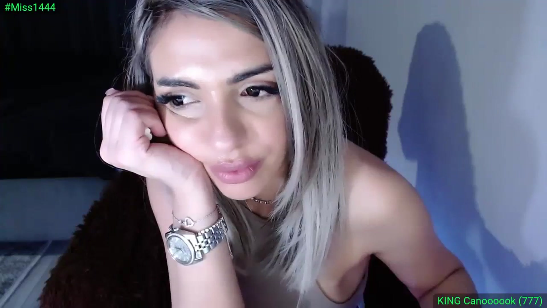 Gallery image thumbnail from Diamondblack5's myfreecams stream on, 03/24/2024, 04:45 image 15 of 20