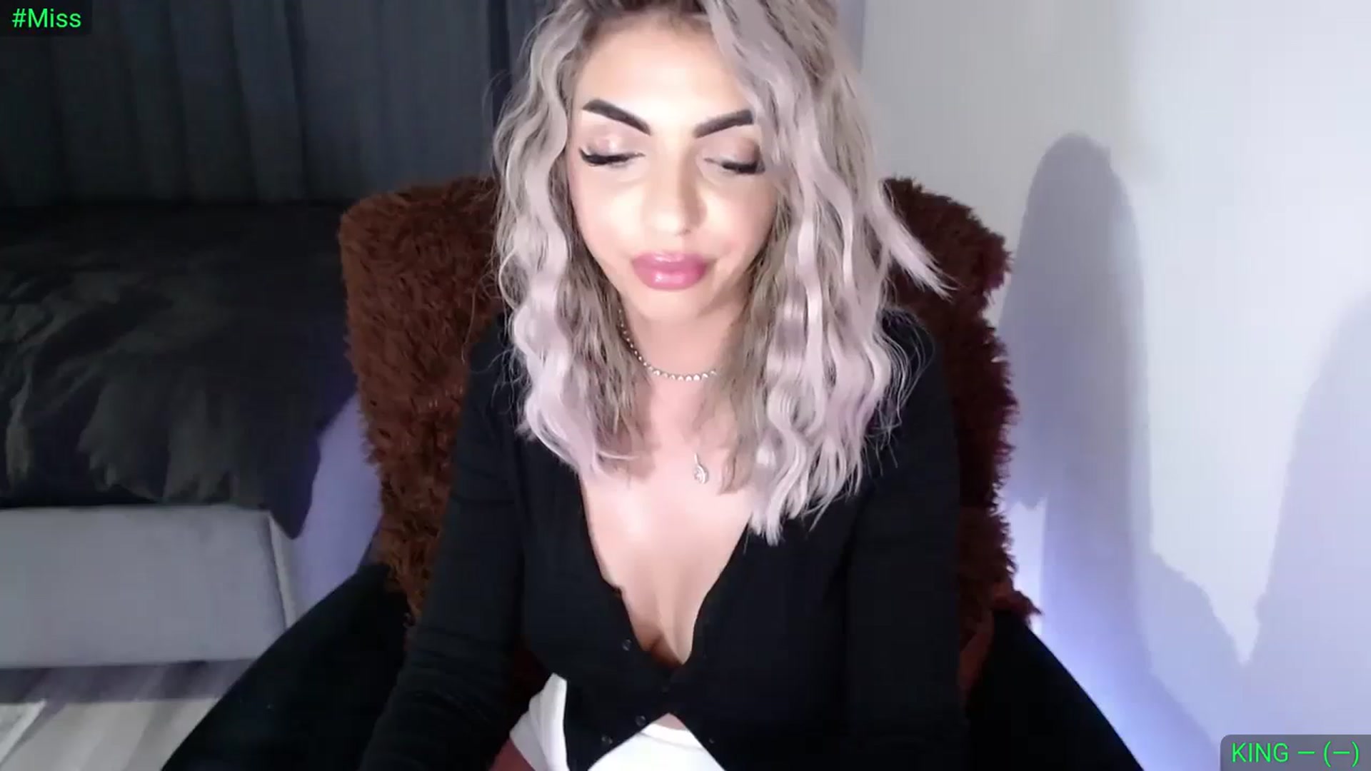 Gallery image thumbnail from Diamondblack5's myfreecams stream on, 04/01/2024, 23:38 image 7 of 20