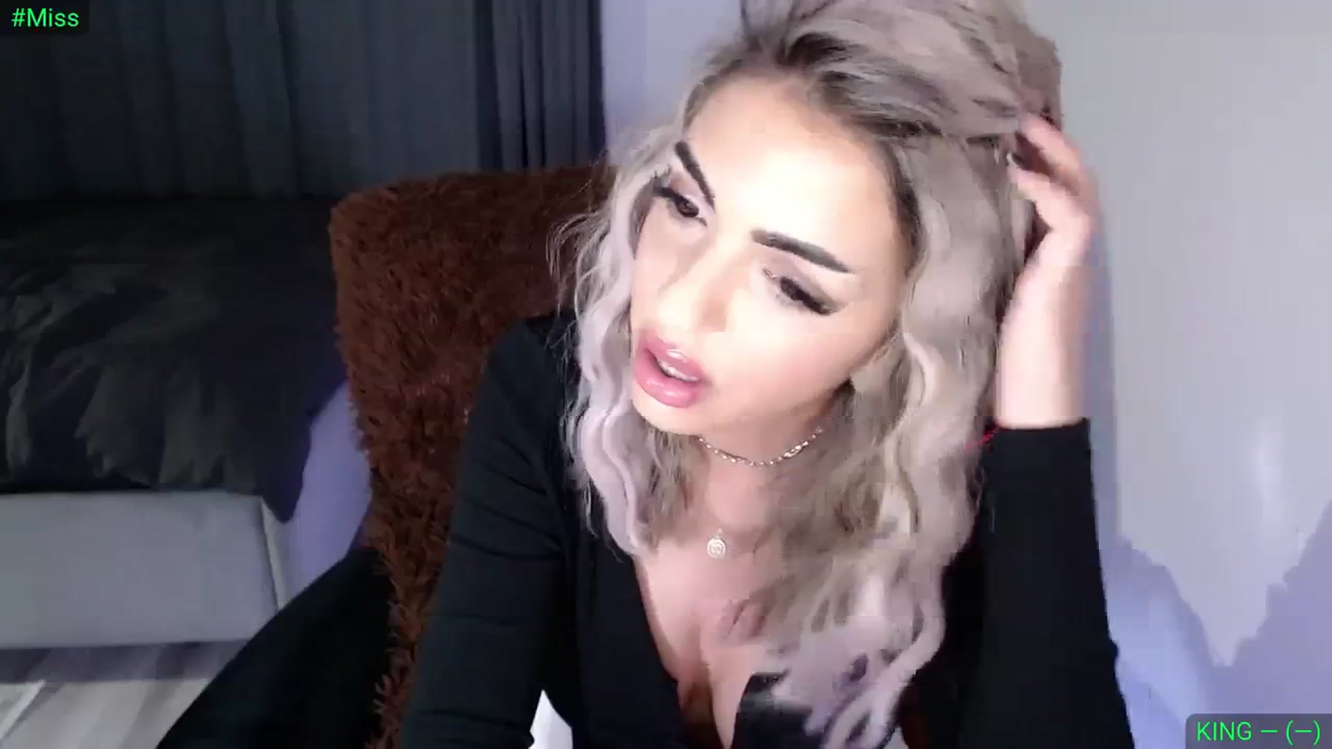 Gallery image thumbnail from Diamondblack5's myfreecams stream on, 04/01/2024, 23:38 image 15 of 20