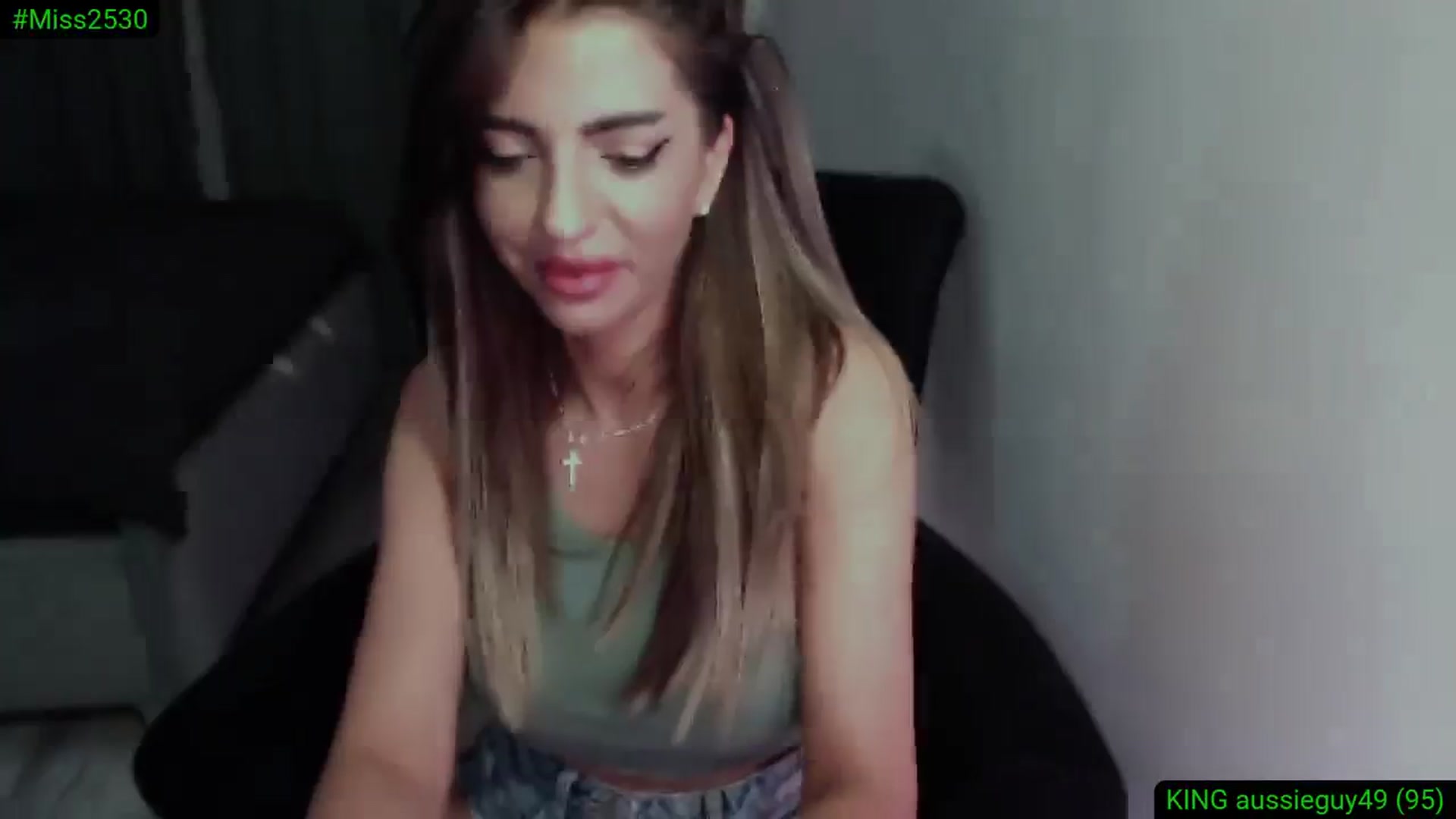 Gallery image thumbnail from Diamondblack5's myfreecams stream on, 05/05/2025, 24:01 image 15 of 20
