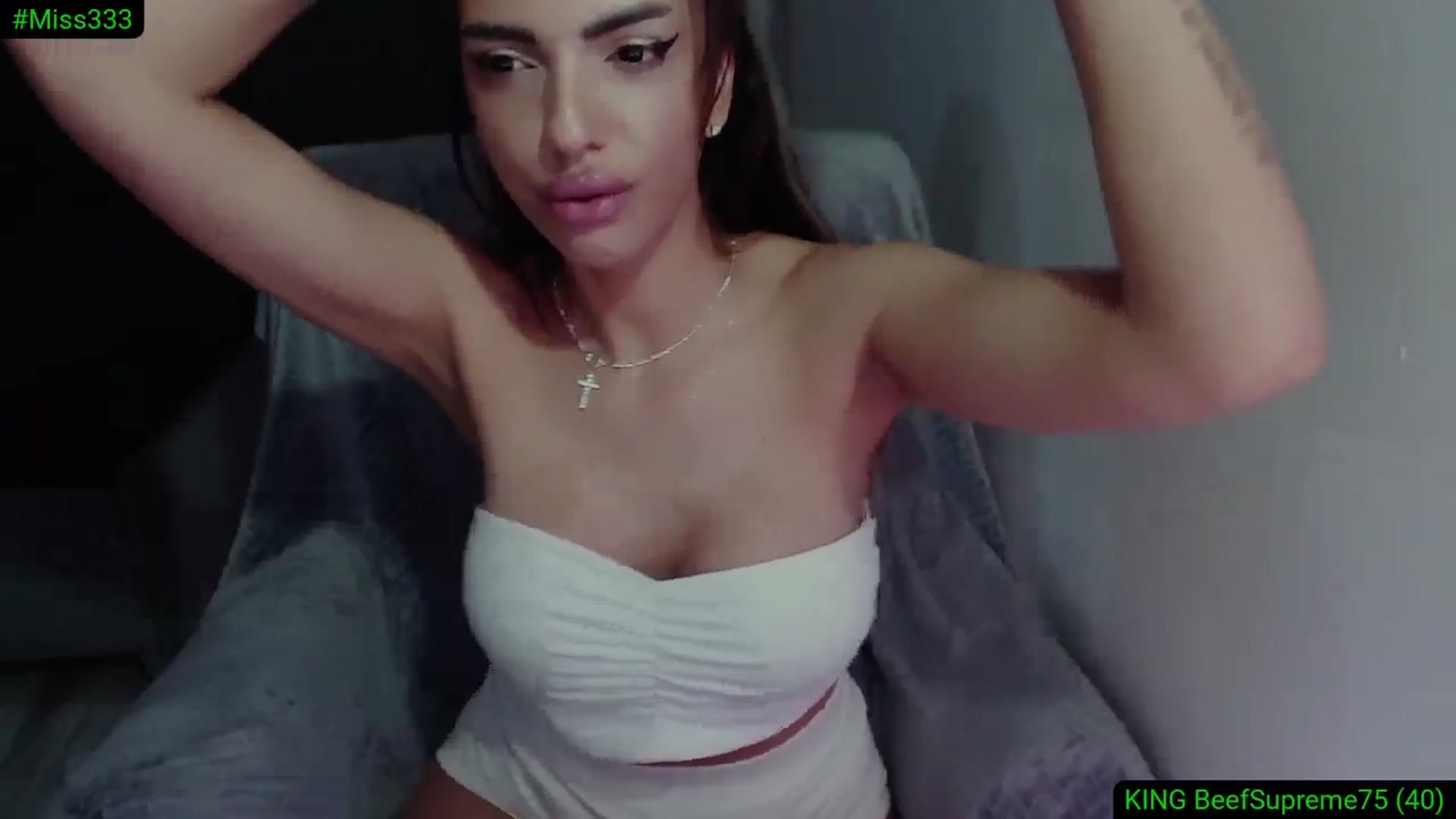 Gallery image thumbnail from Diamondblack5's myfreecams stream on, 05/08/2025, 23:58 image 15 of 20