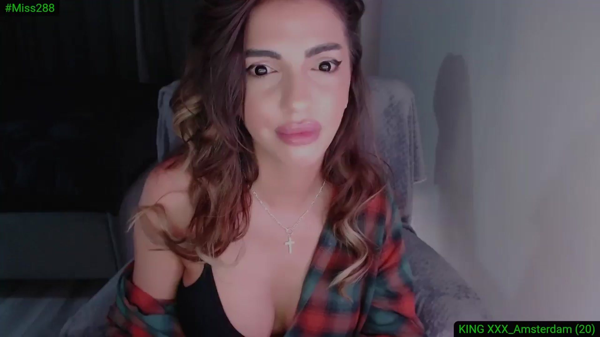 Gallery image thumbnail from Diamondblack5's myfreecams stream on, 05/11/2025, 24:01 image 7 of 20
