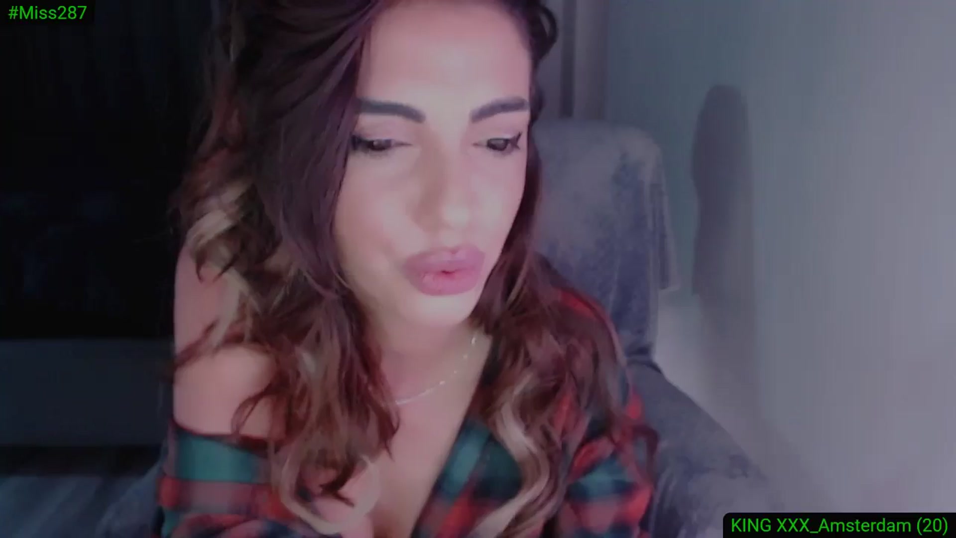 Gallery image thumbnail from Diamondblack5's myfreecams stream on, 05/11/2025, 24:01 image 10 of 20