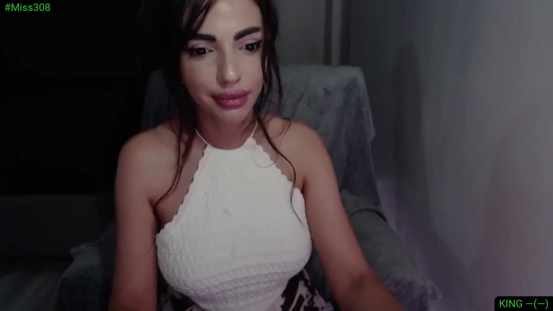 Gallery image thumbnail from Diamondblack5's myfreecams stream on, 05/12/2025, 24:42 image 2 of 20