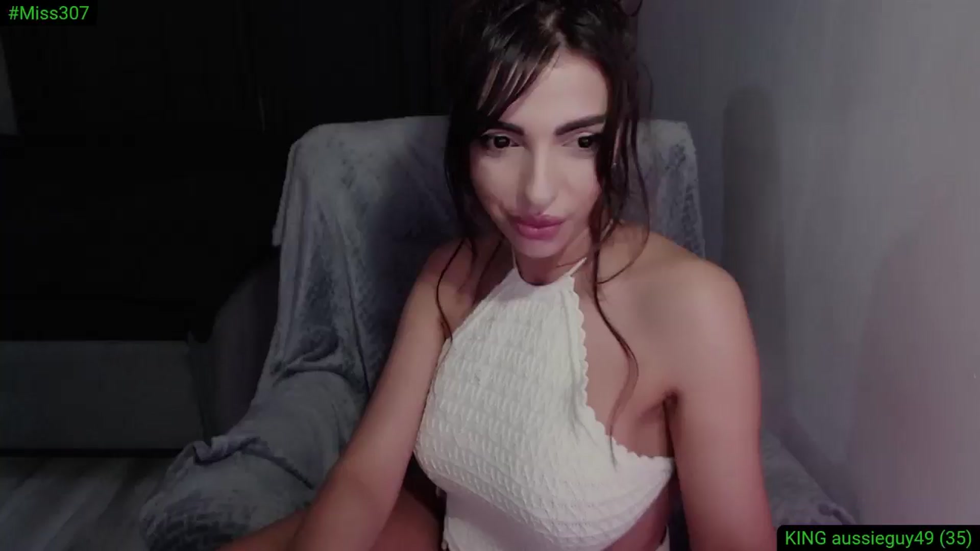 Gallery image thumbnail from Diamondblack5's myfreecams stream on, 05/12/2025, 24:42 image 9 of 20
