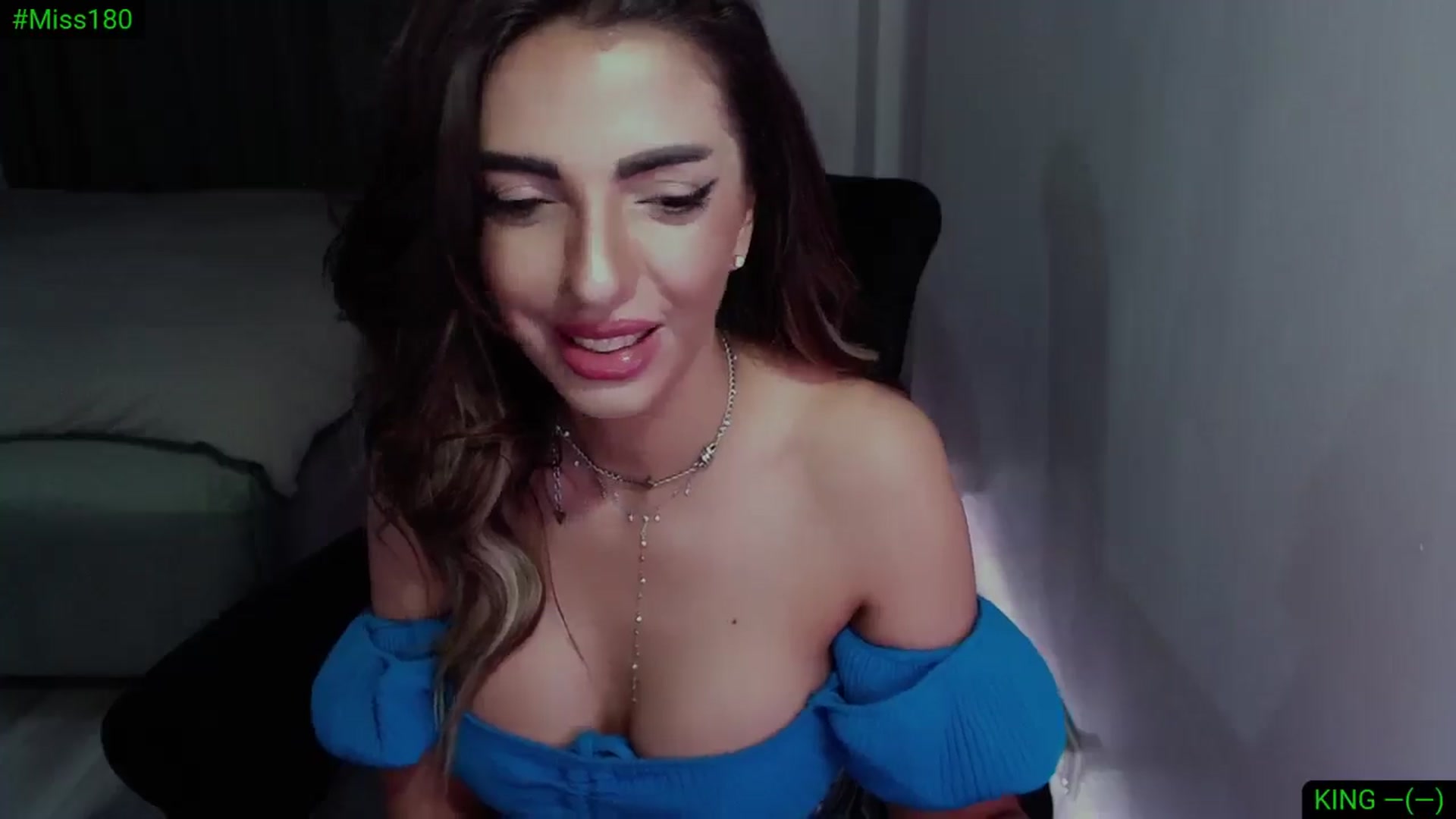 Gallery image thumbnail from Diamondblack5's myfreecams stream on, 05/14/2025, 23:20 image 2 of 20