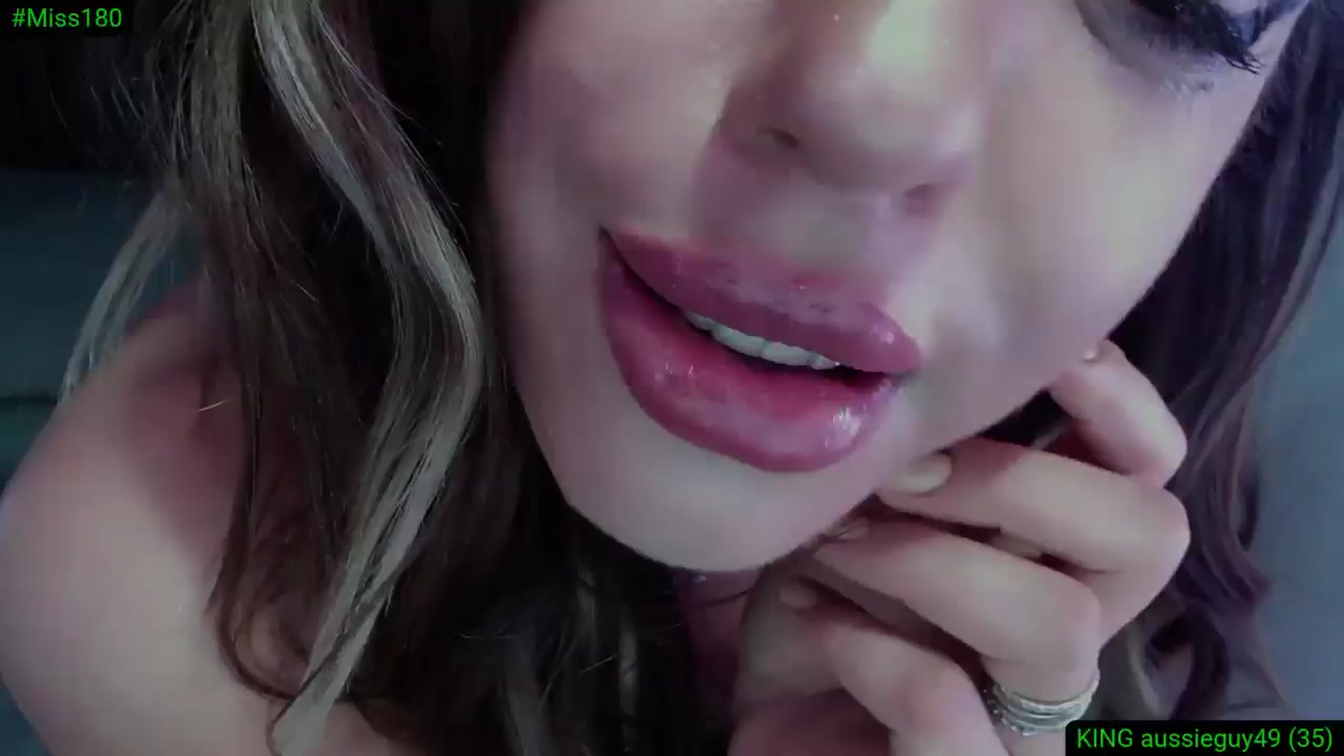 Gallery image thumbnail from Diamondblack5's myfreecams stream on, 05/14/2025, 23:20 image 9 of 20