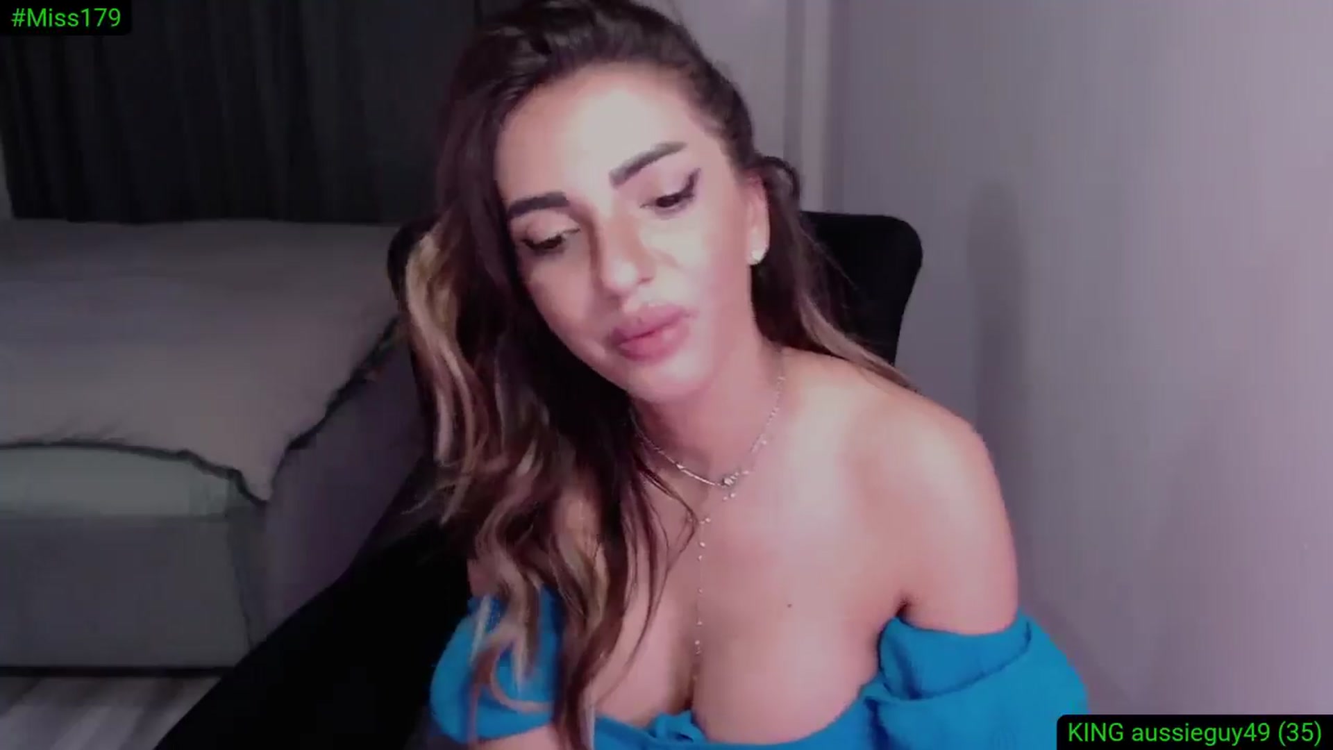 Gallery image thumbnail from Diamondblack5's myfreecams stream on, 05/14/2025, 23:48 image 7 of 20