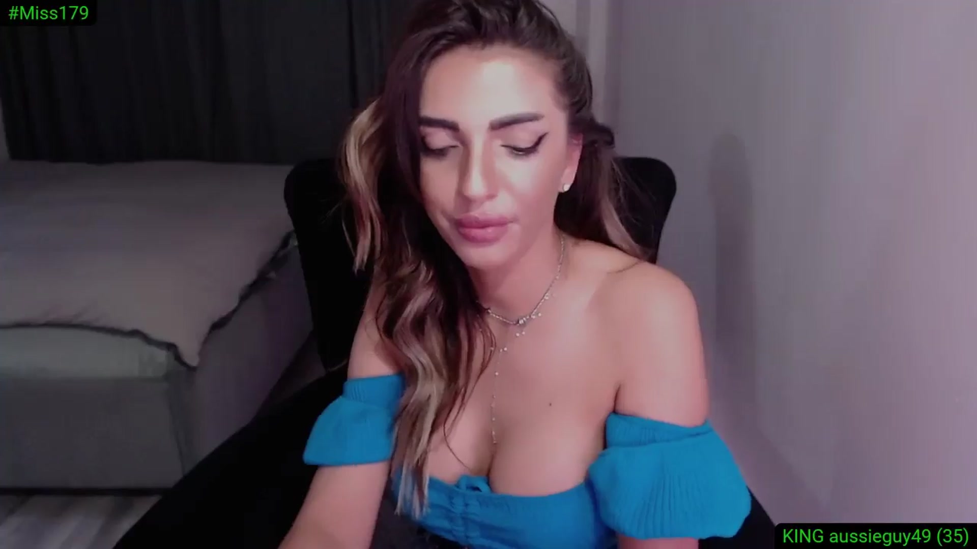 Gallery image thumbnail from Diamondblack5's myfreecams stream on, 05/14/2025, 23:48 image 2 of 20