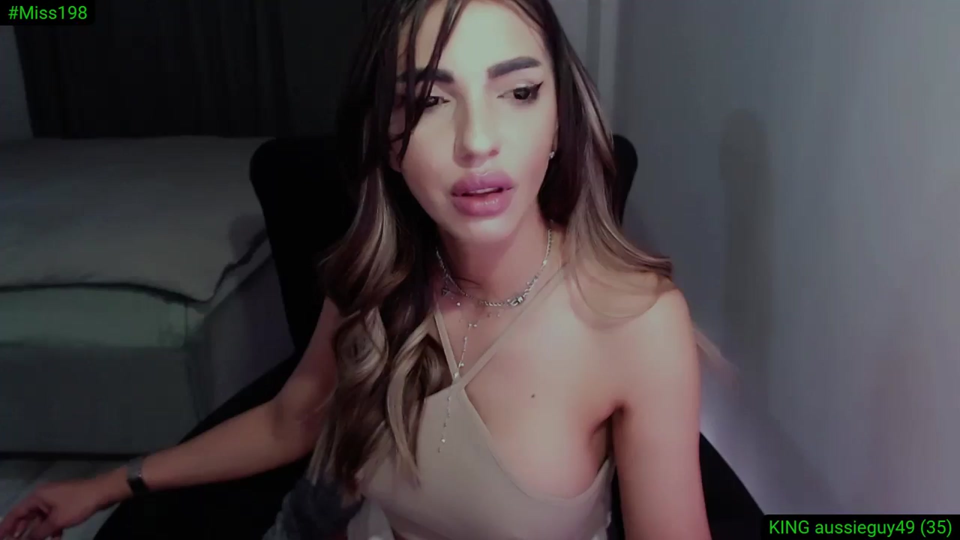 Gallery image thumbnail from Diamondblack5's myfreecams stream on, 05/16/2025, 01:06 image 9 of 20