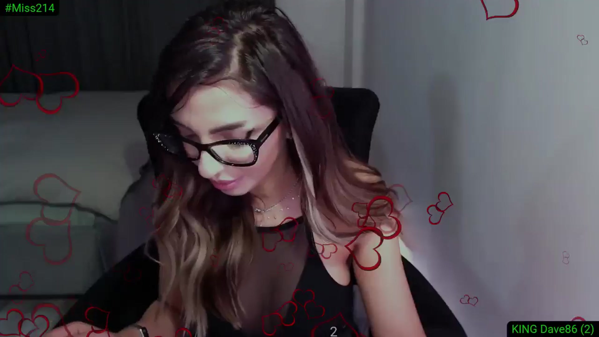 Gallery image thumbnail from Diamondblack5's myfreecams stream on, 05/17/2025, 24:01 image 10 of 20