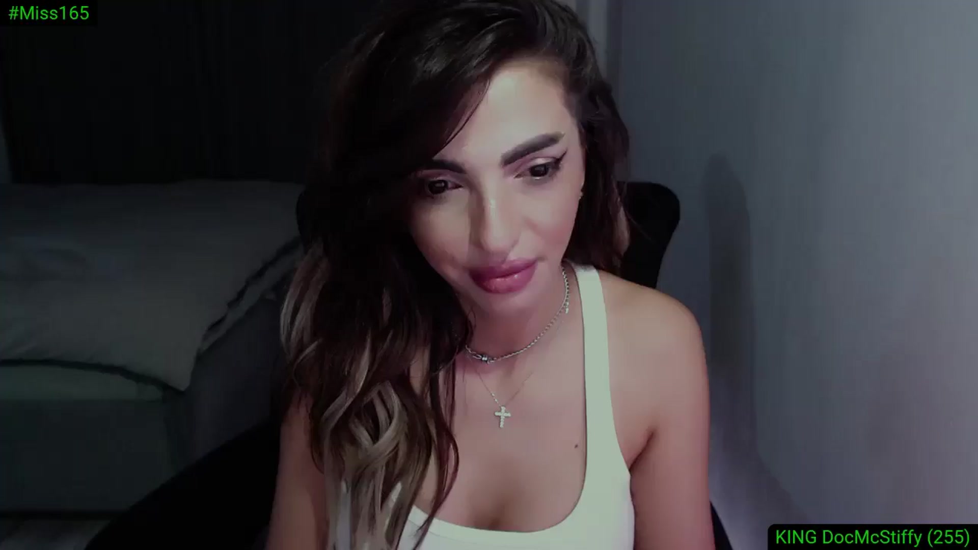 Gallery image thumbnail from Diamondblack5's myfreecams stream on, 05/18/2025, 02:38 image 18 of 20