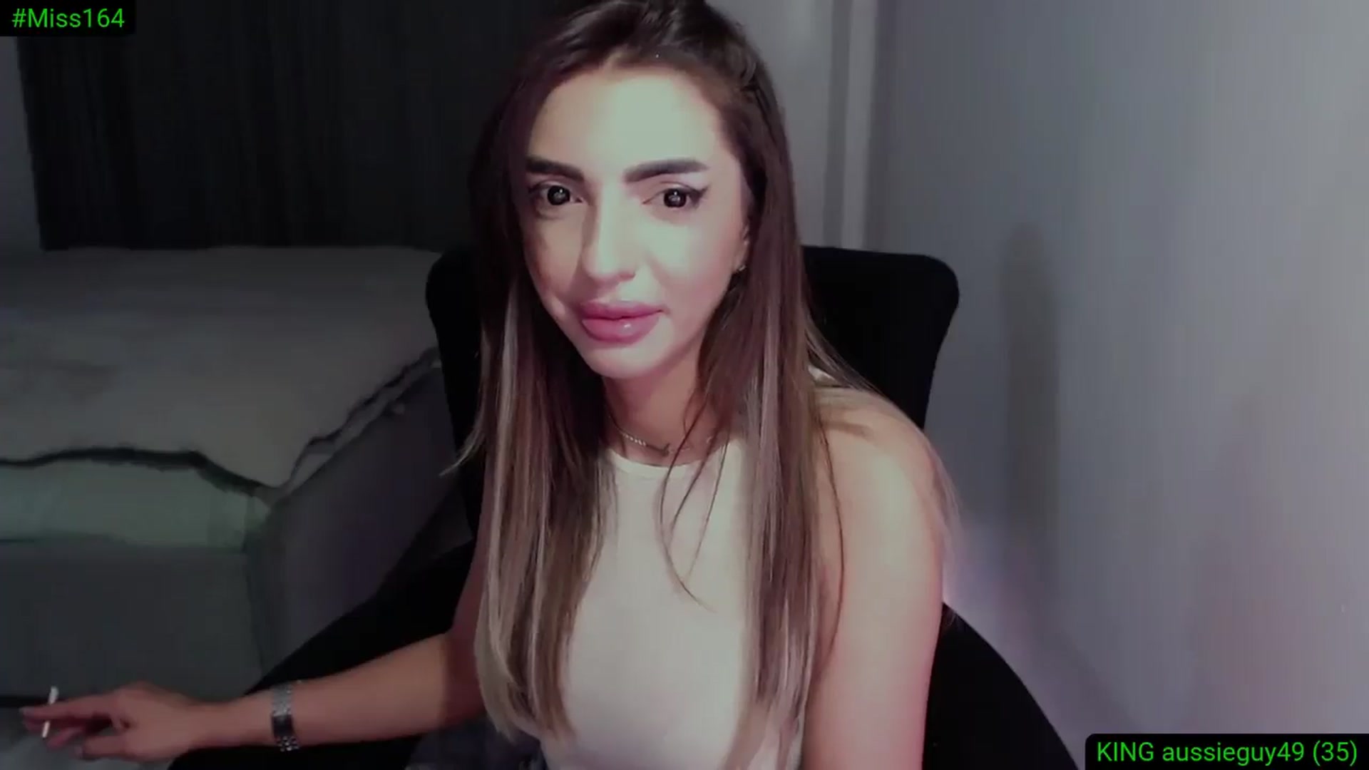 Gallery image thumbnail from Diamondblack5's myfreecams stream on, 05/21/2025, 24:01 image 4 of 20