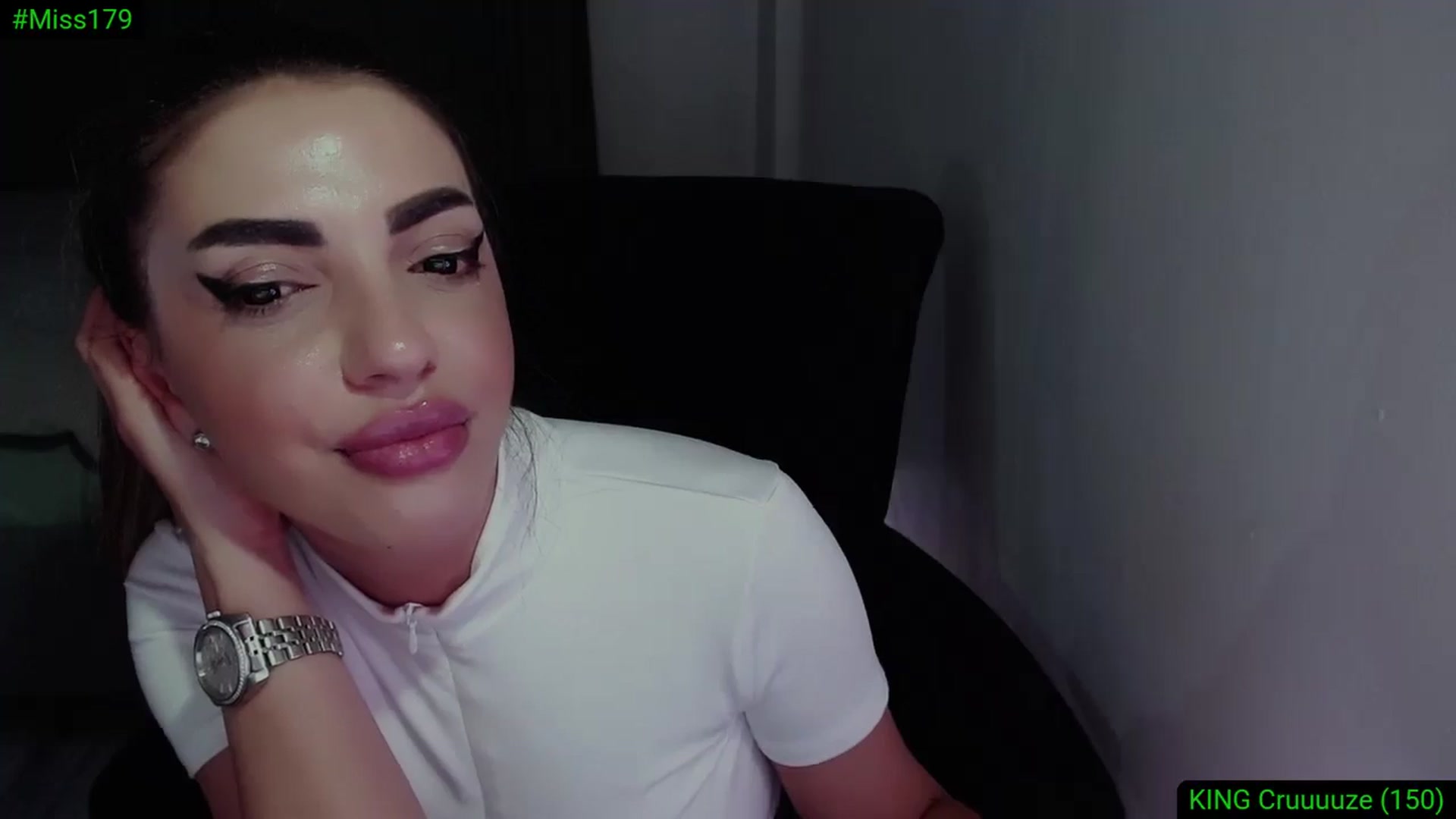 Gallery image thumbnail from Diamondblack5's myfreecams stream on, 05/25/2025, 24:49 image 12 of 20