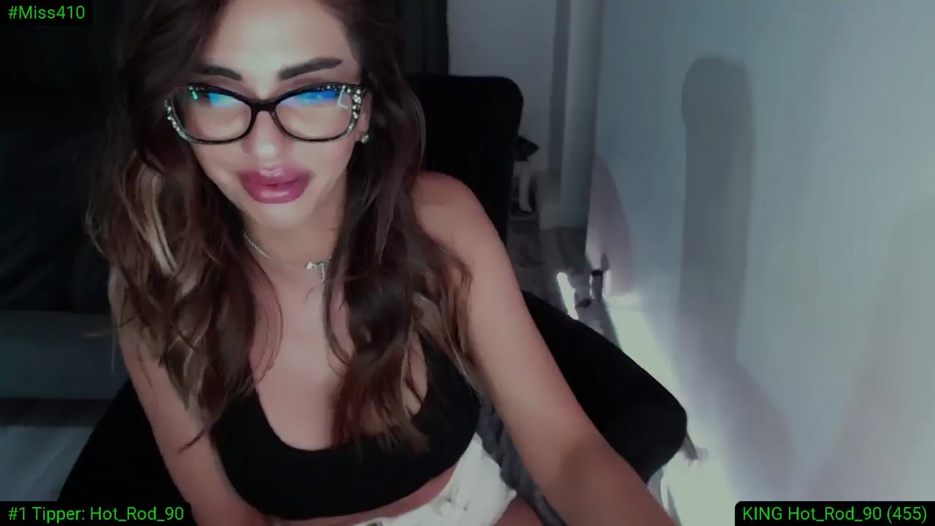 Gallery image thumbnail from Diamondblack5's myfreecams stream on, 06/11/2025, 02:42 image 5 of 20