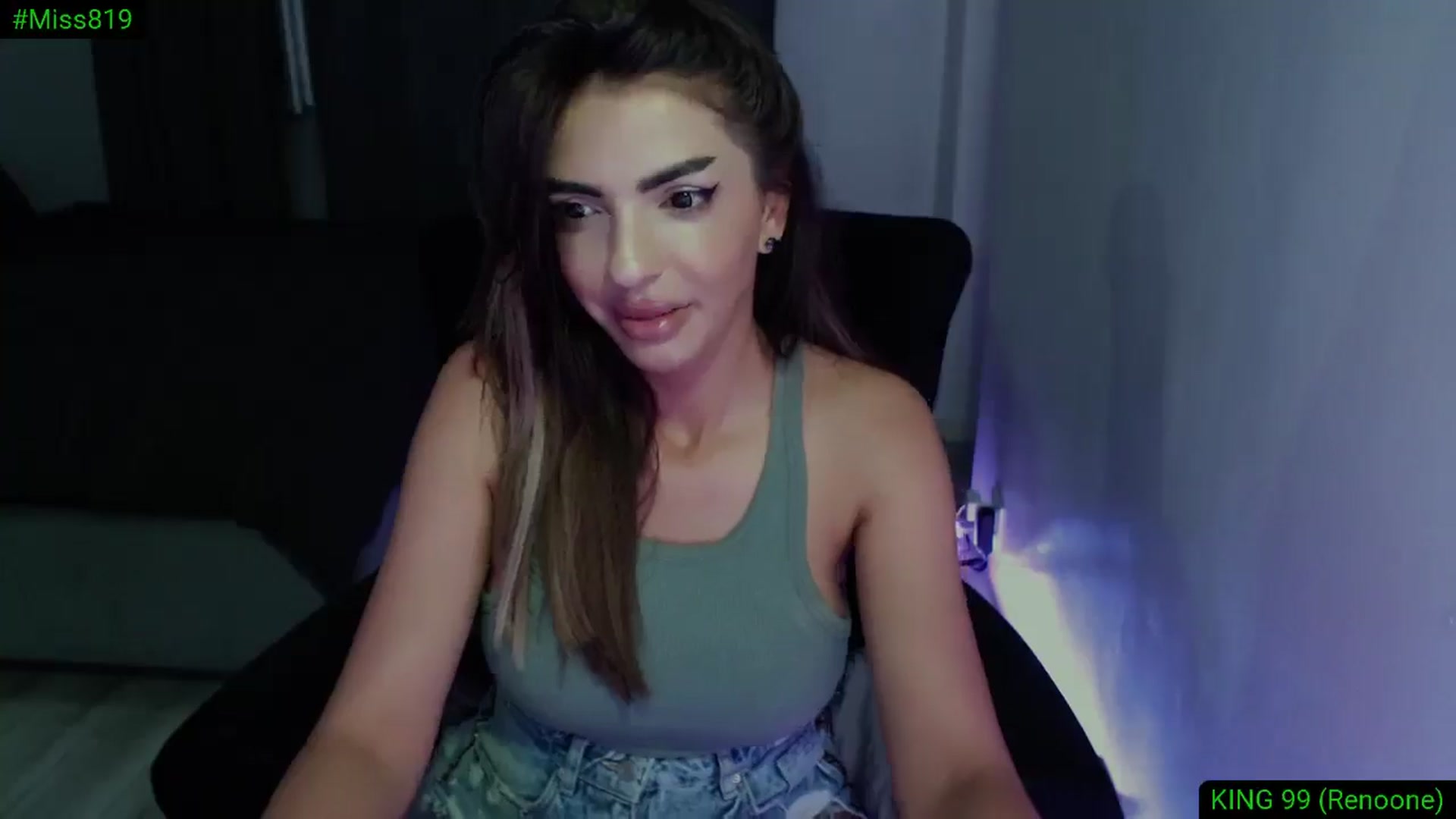 Gallery image thumbnail from Diamondblack5's myfreecams stream on, 06/24/2025, 01:33 image 13 of 20