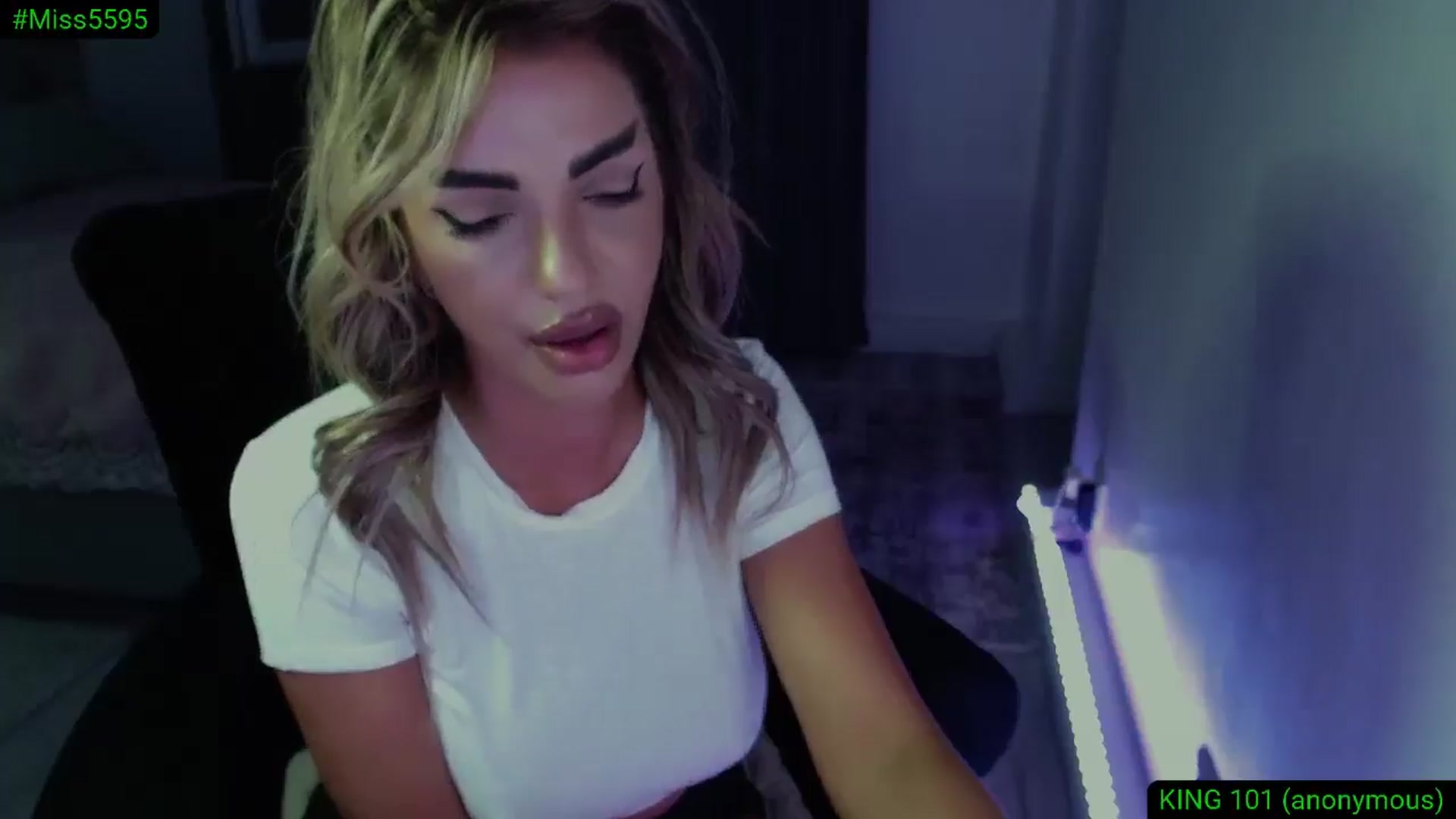 Gallery image thumbnail from Diamondblack5's myfreecams stream on, 07/26/2025, 02:51 image 17 of 20