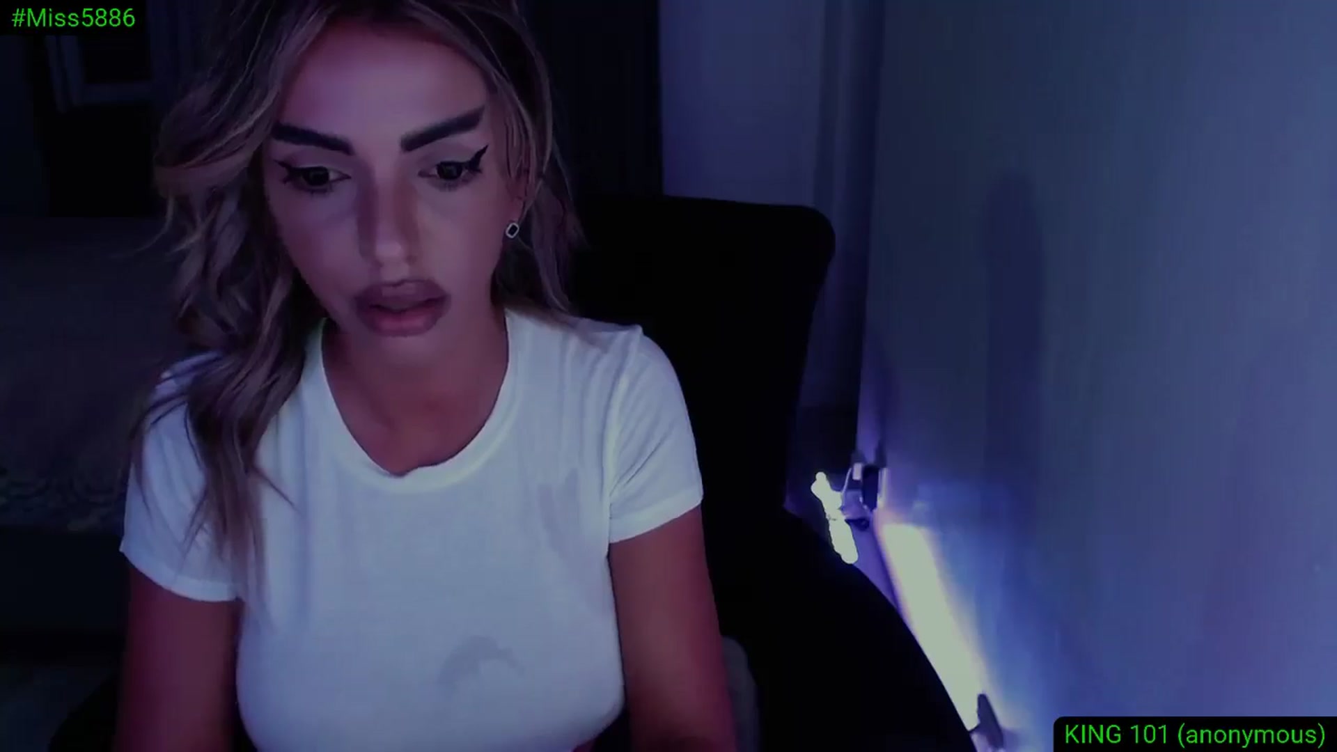 Gallery image thumbnail from Diamondblack5's myfreecams stream on, 07/26/2025, 02:51 image 3 of 20