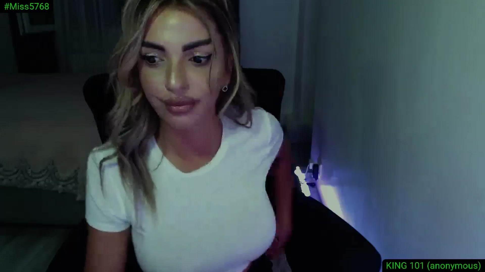 Gallery image thumbnail from Diamondblack5's myfreecams stream on, 07/26/2025, 02:51 image 6 of 20