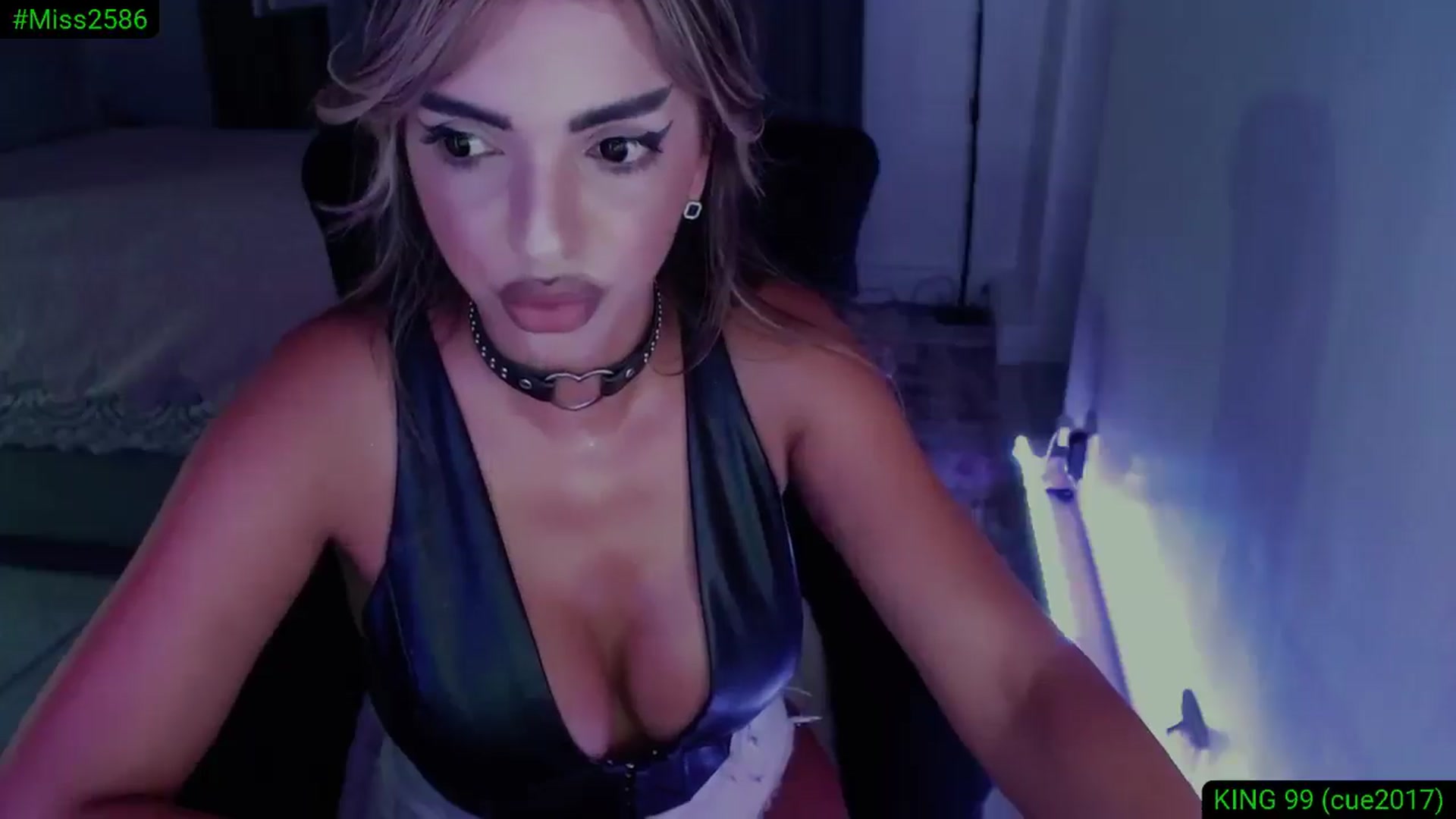 Gallery image thumbnail from Diamondblack5's myfreecams stream on, 07/27/2025, 03:26 image 3 of 20
